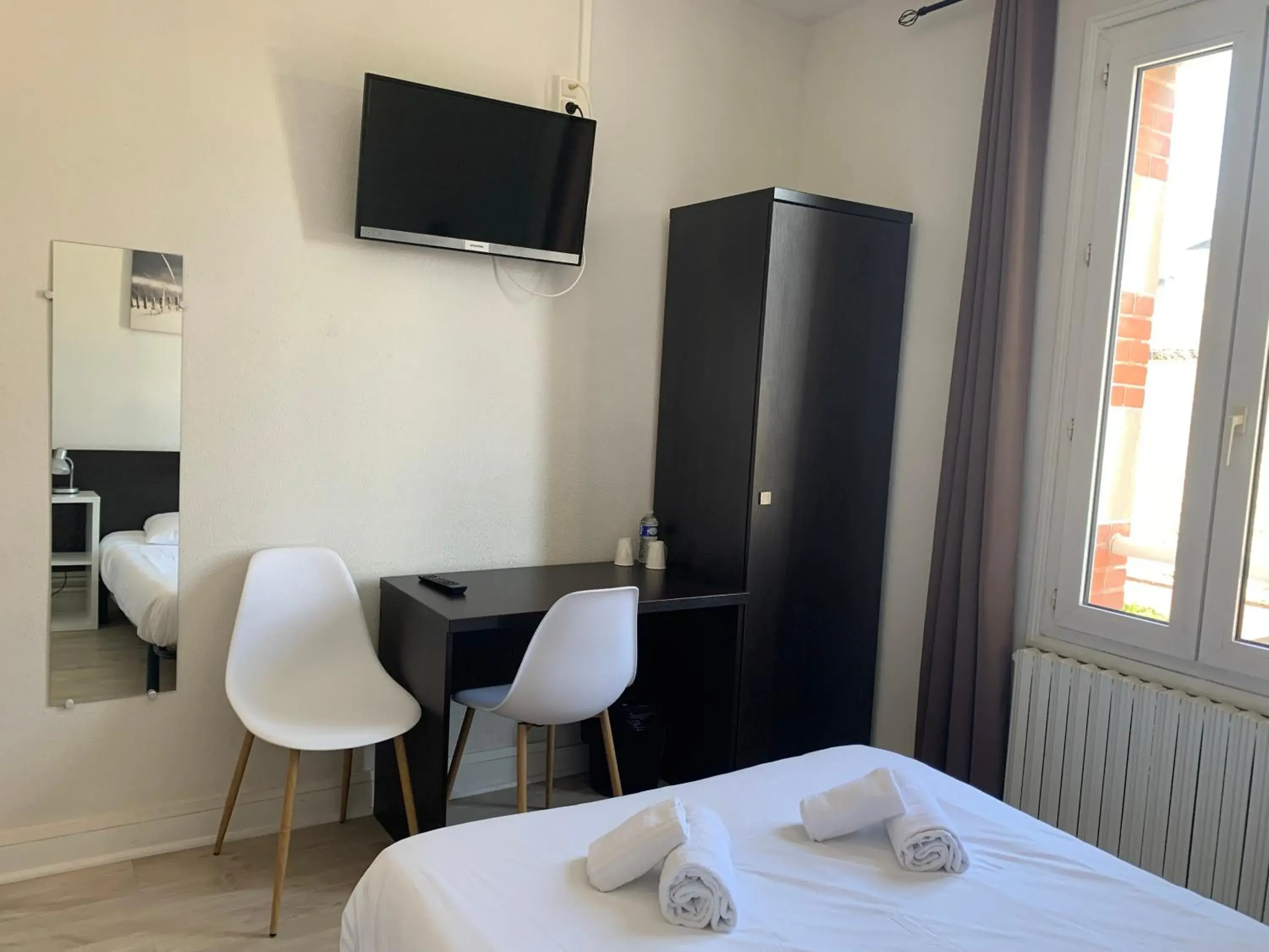 Double Room in Hotel Le Cosy Riva Bella Double Room in Hotel Le Cosy Riva Bella