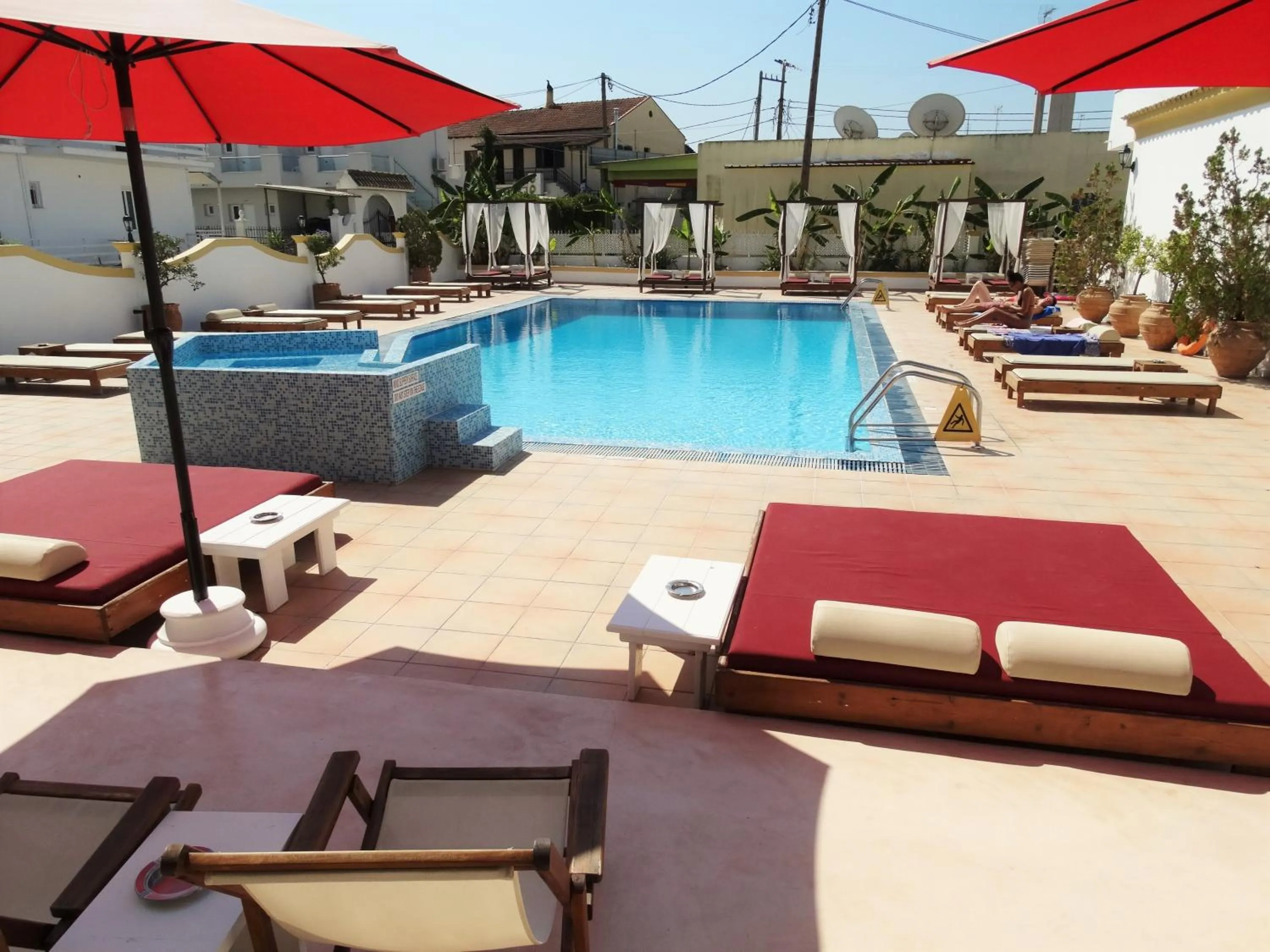 Property building in Oasis Beach Club