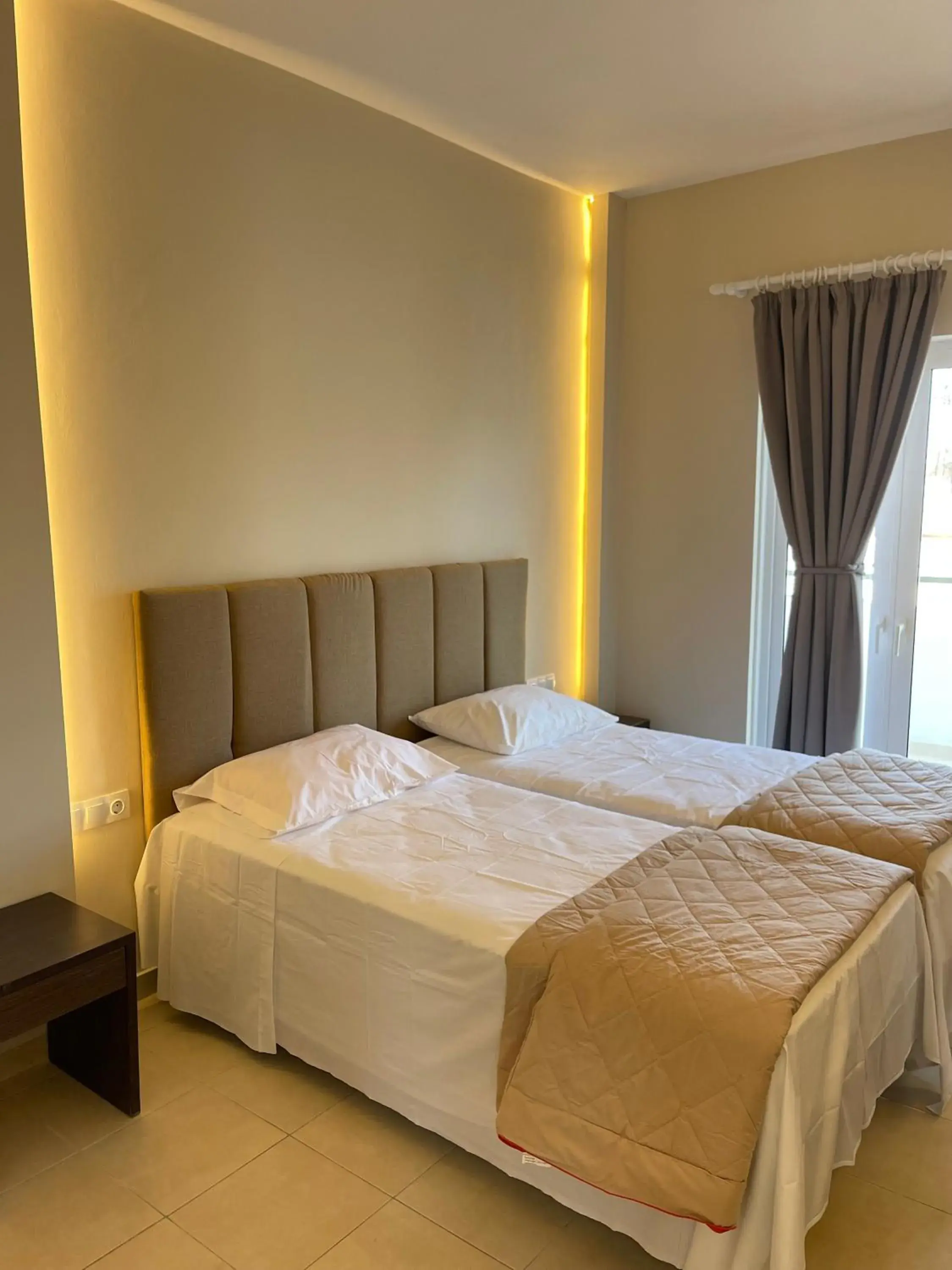 Two-Bedroom Apartment (5 Adults) in Oasis Beach Club Two-Bedroom Apartment (5 Adults) in Oasis Beach Club