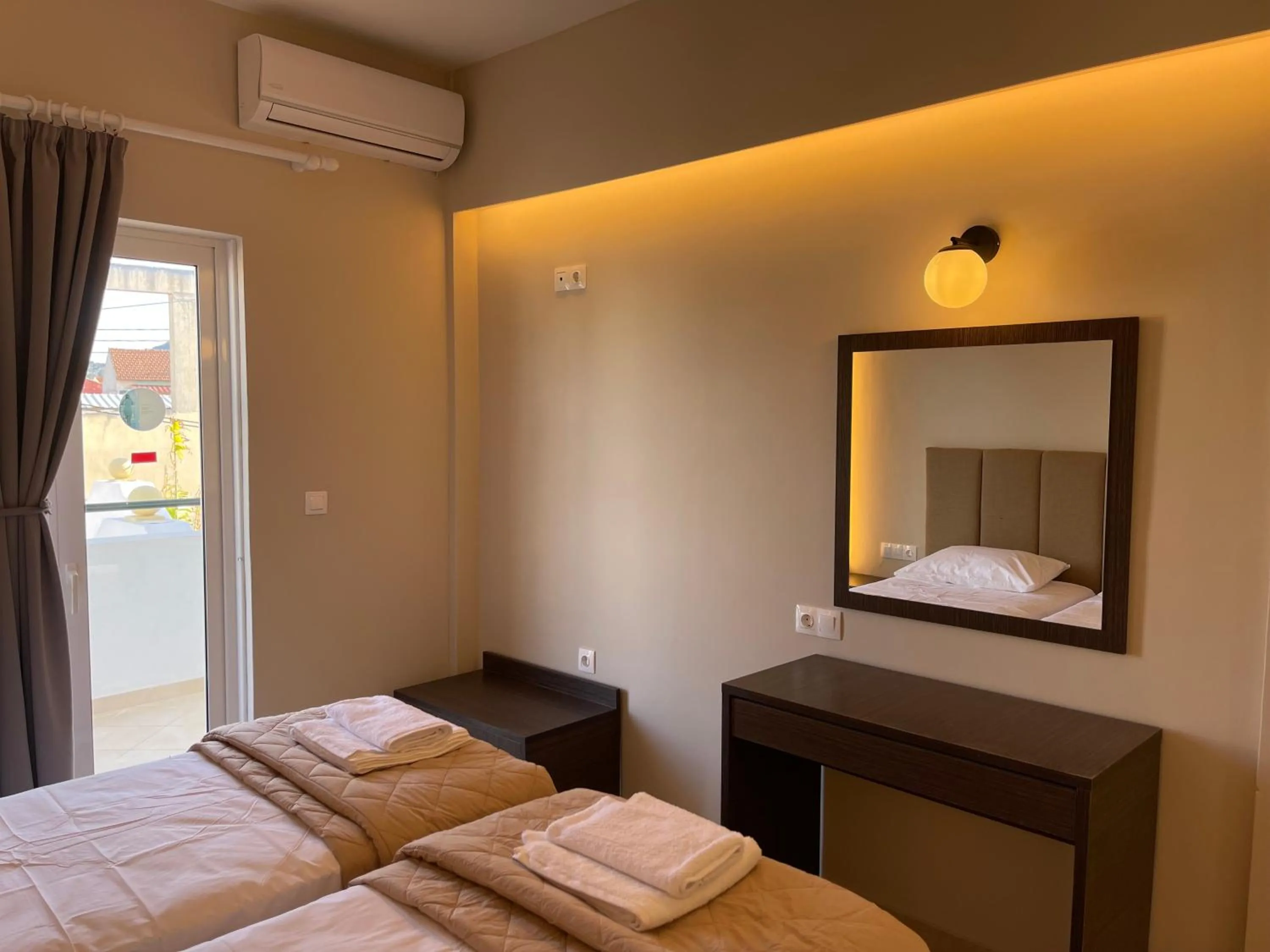 Bed in Oasis Beach Club