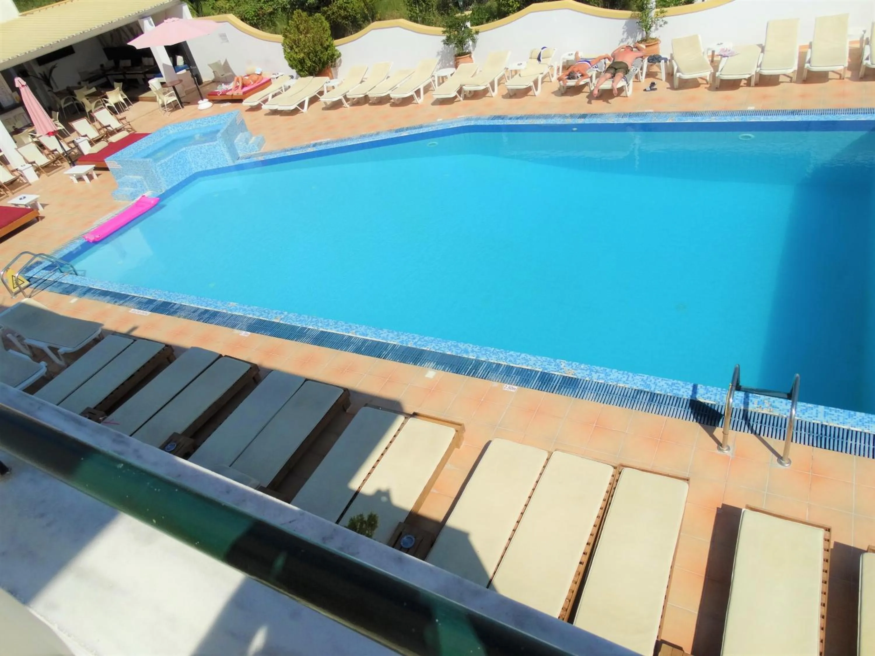 Swimming pool in Oasis Beach Club