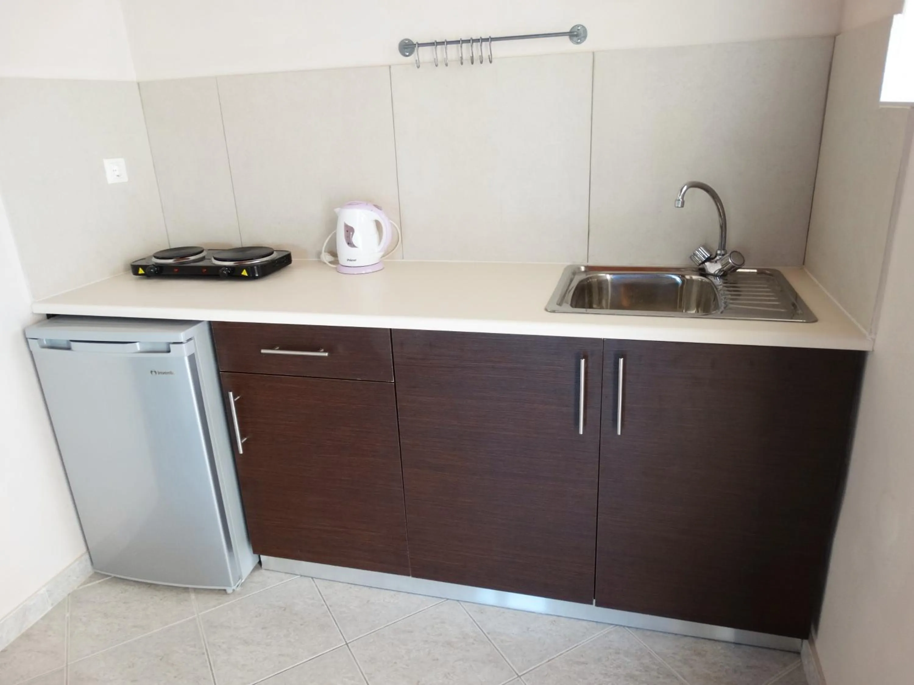 Kitchen or kitchenette in Oasis Beach Club