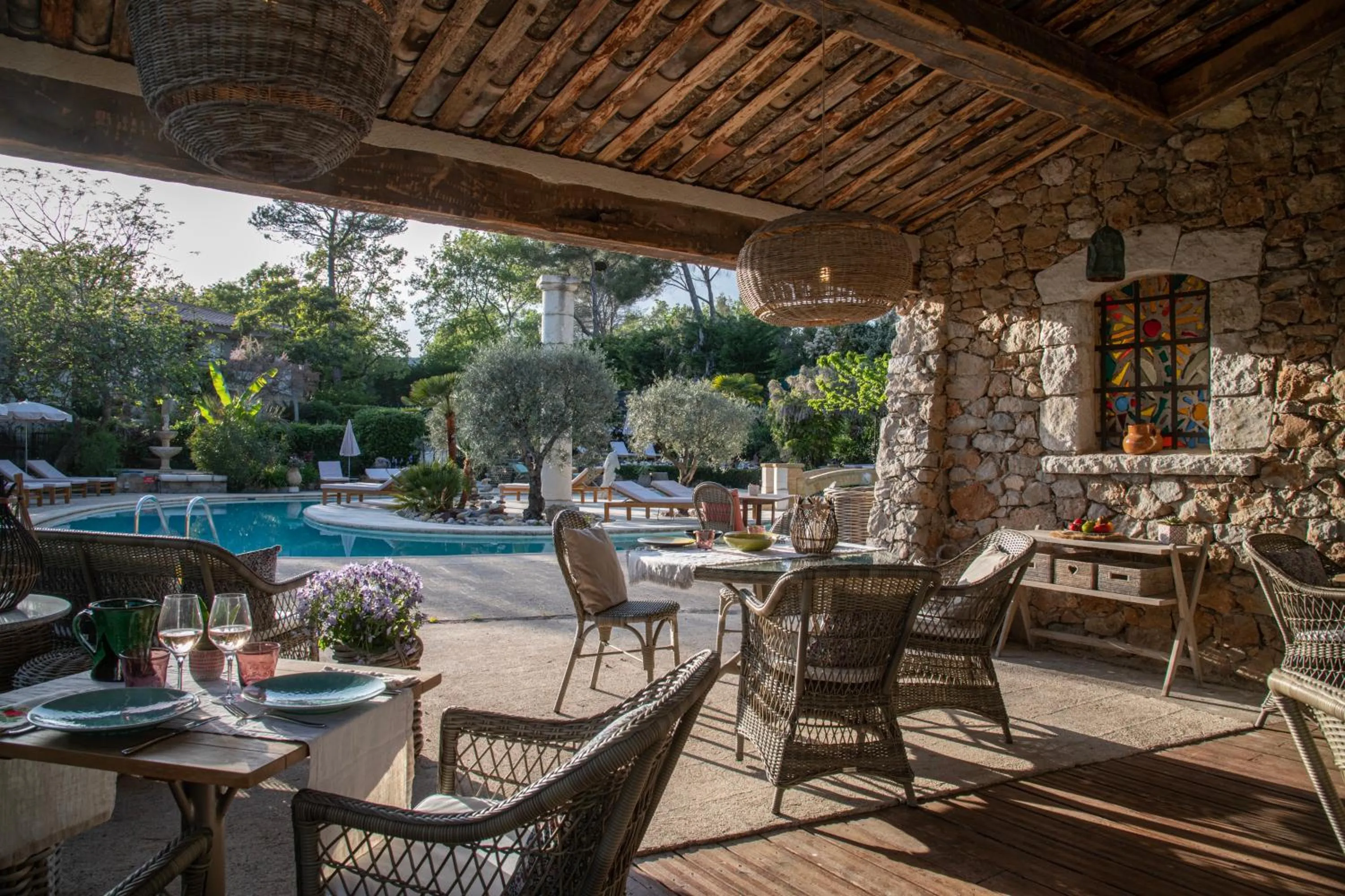 Dining area in Hotel Les Messugues