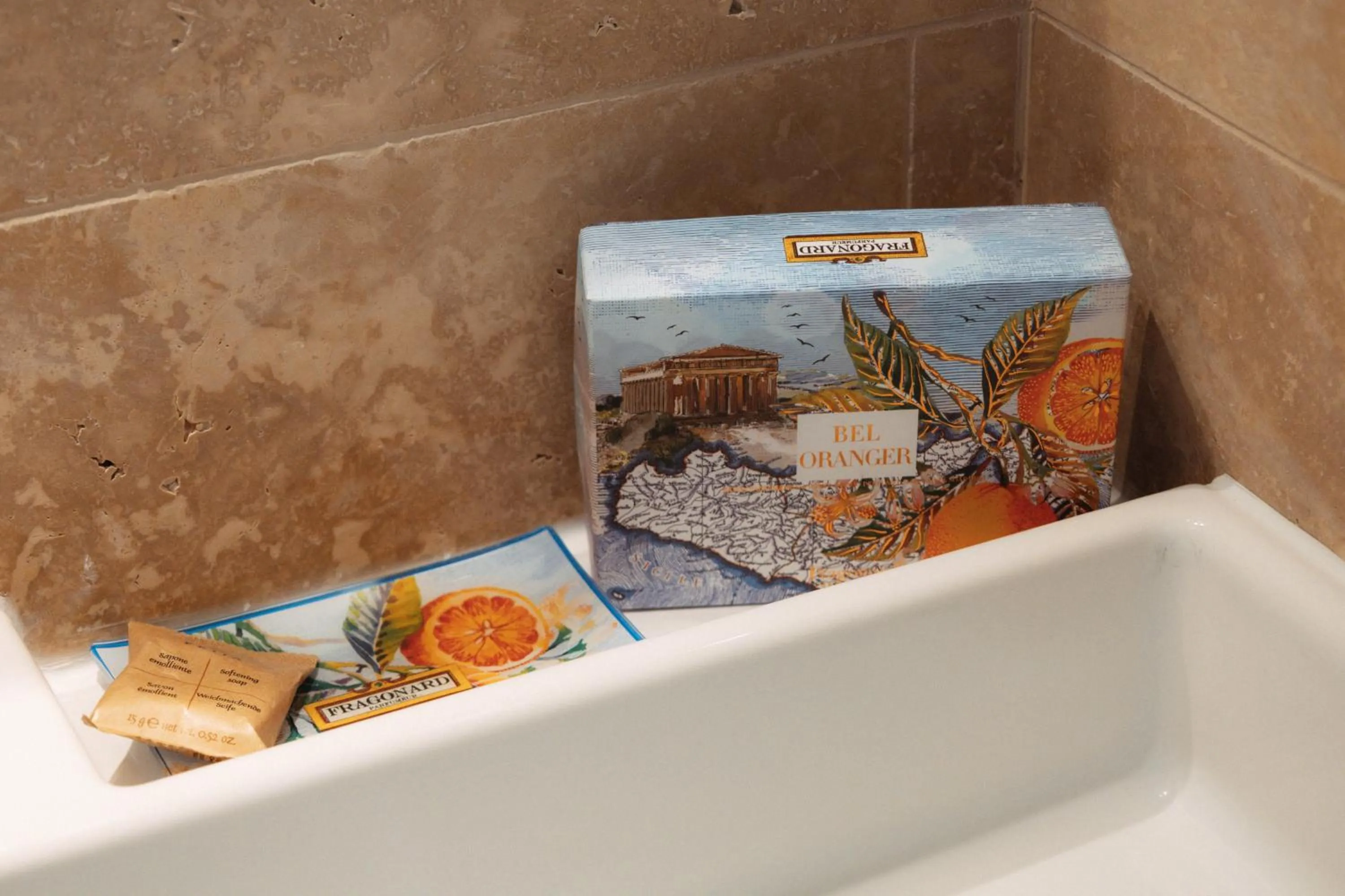 Bathroom in Hotel Les Messugues