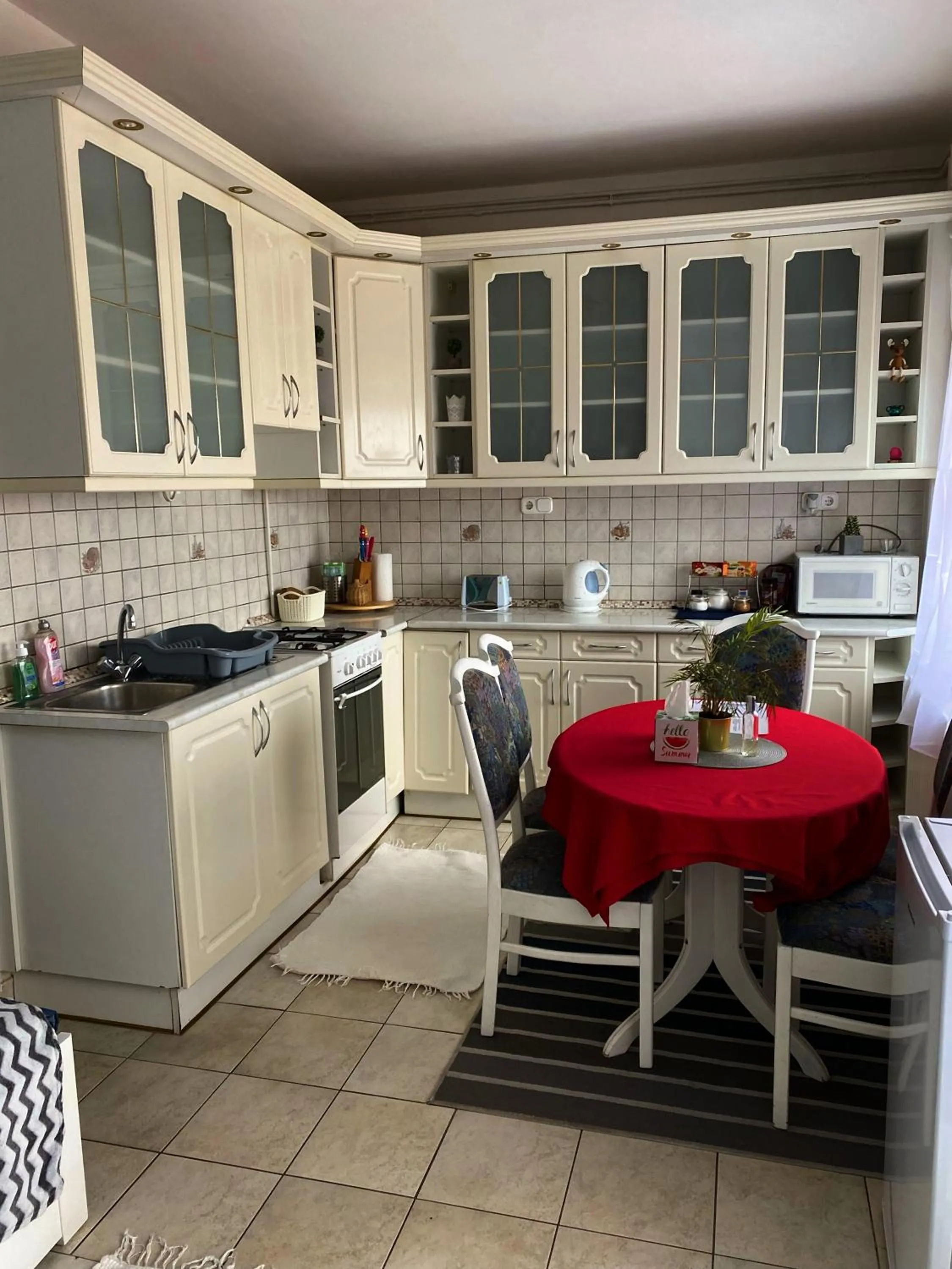Dining area in Villa Borostyán