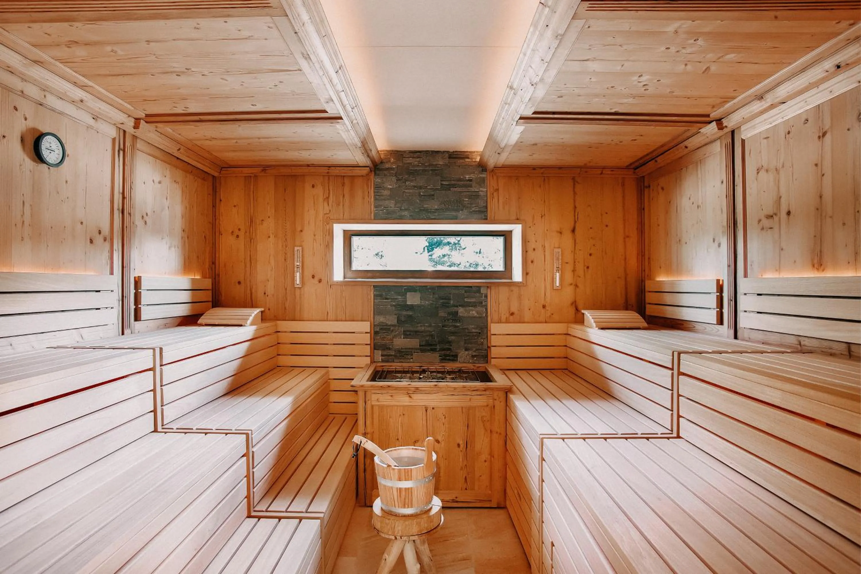 Sauna in Der Eisvogel - Wellness- & Genusshotel