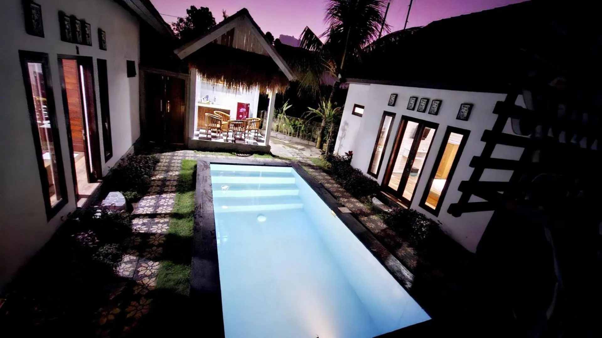 Swimming pool in Oka Cottage
