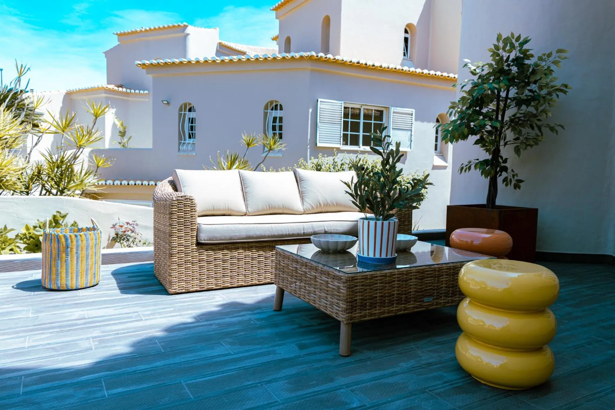 Property building in Green Moments Guest House Portimão