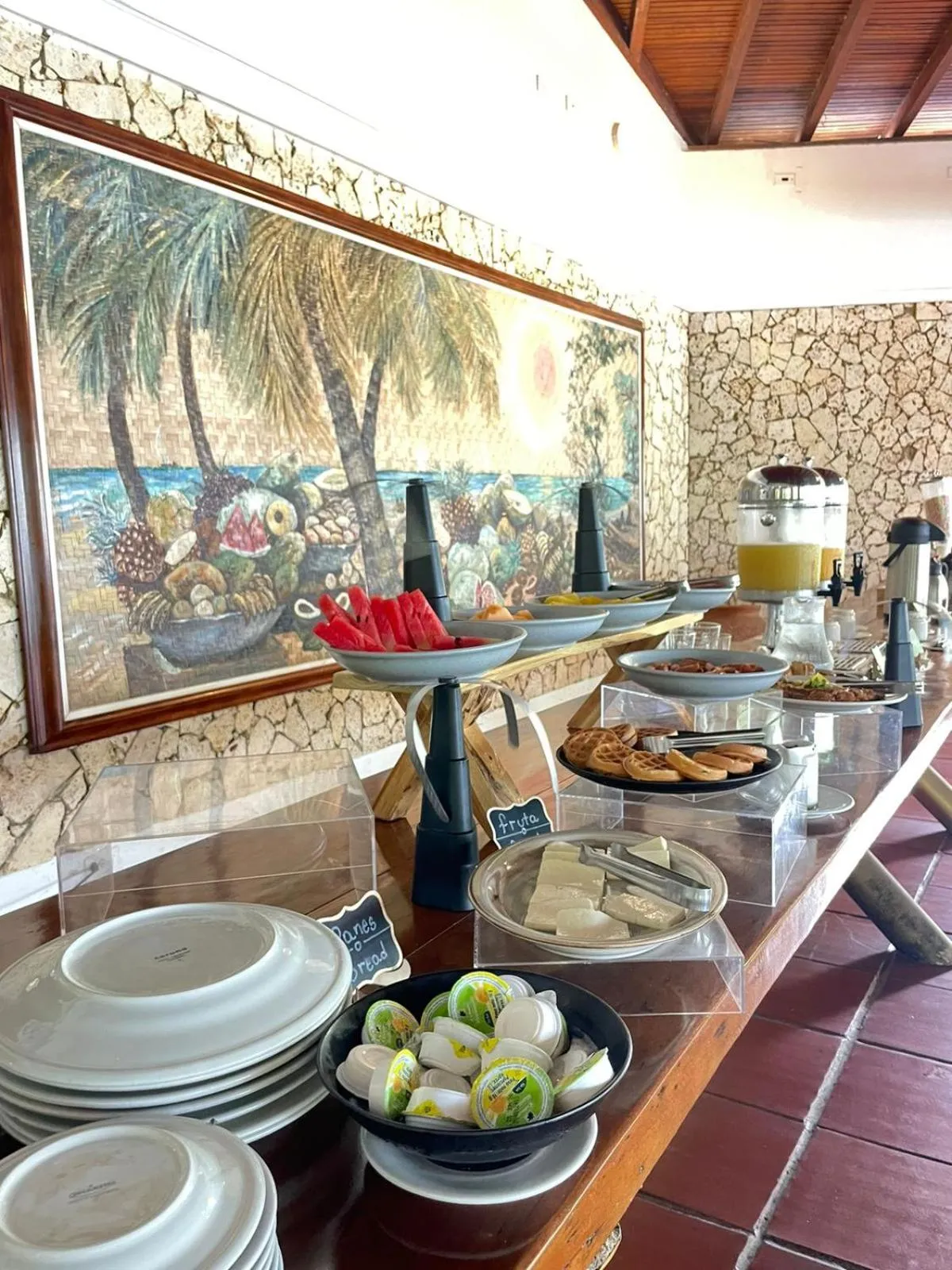 Buffet breakfast in Hotel Cocoliso Island Resort