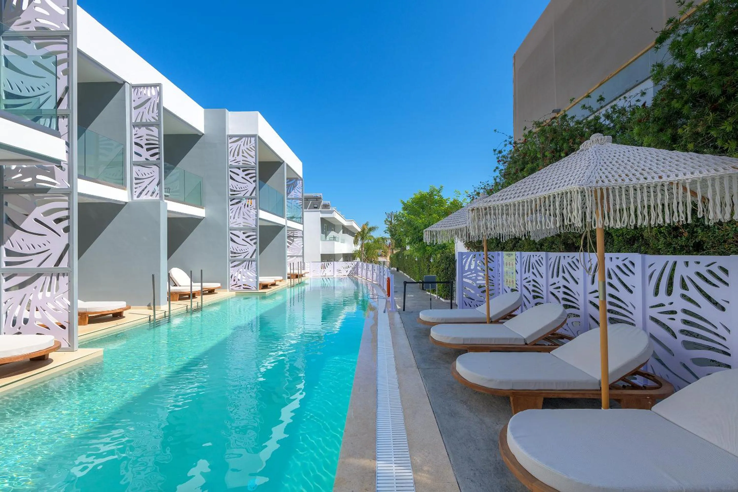 Pool view in Oceanis Park Hotel