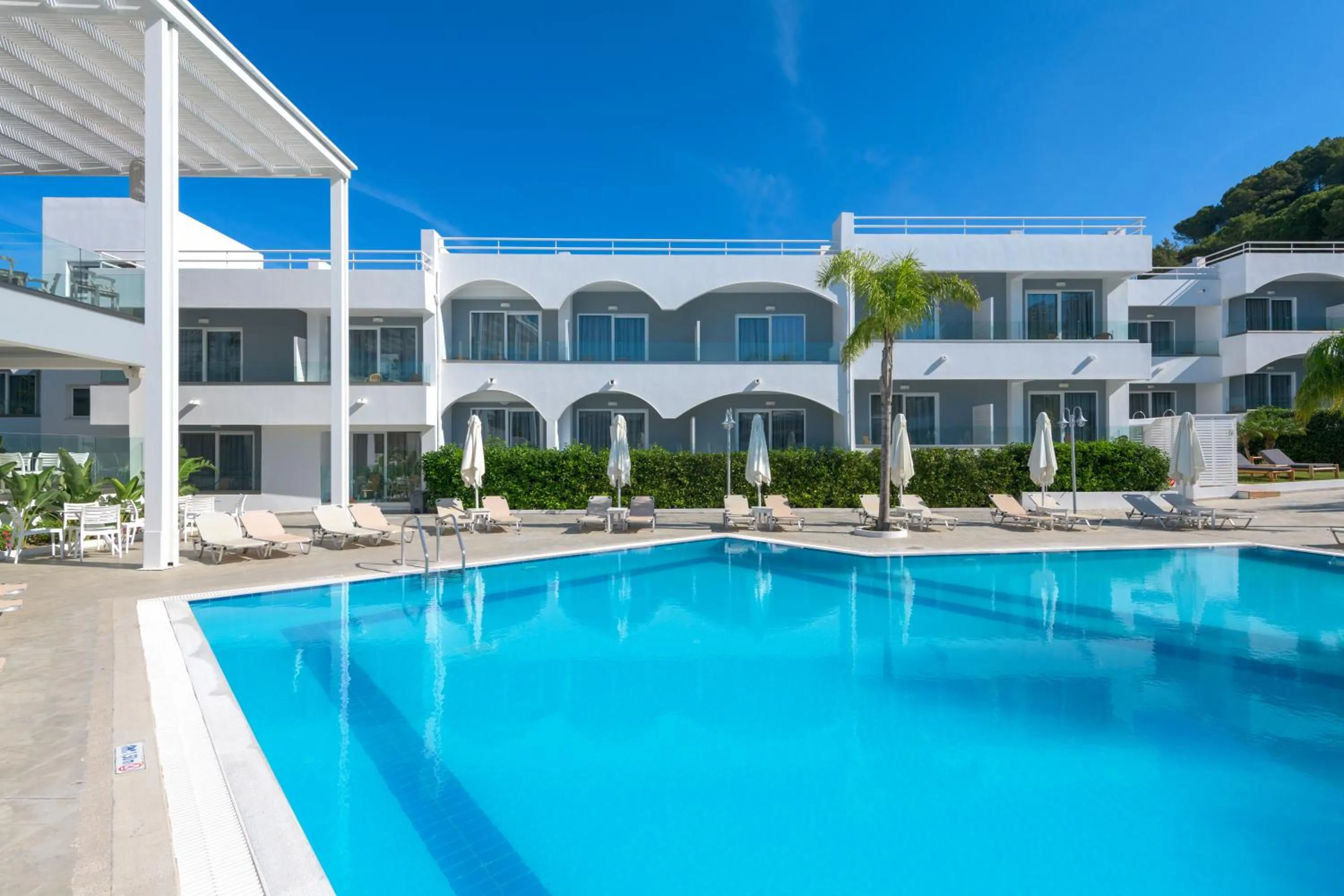 Swimming pool in Oceanis Park Hotel