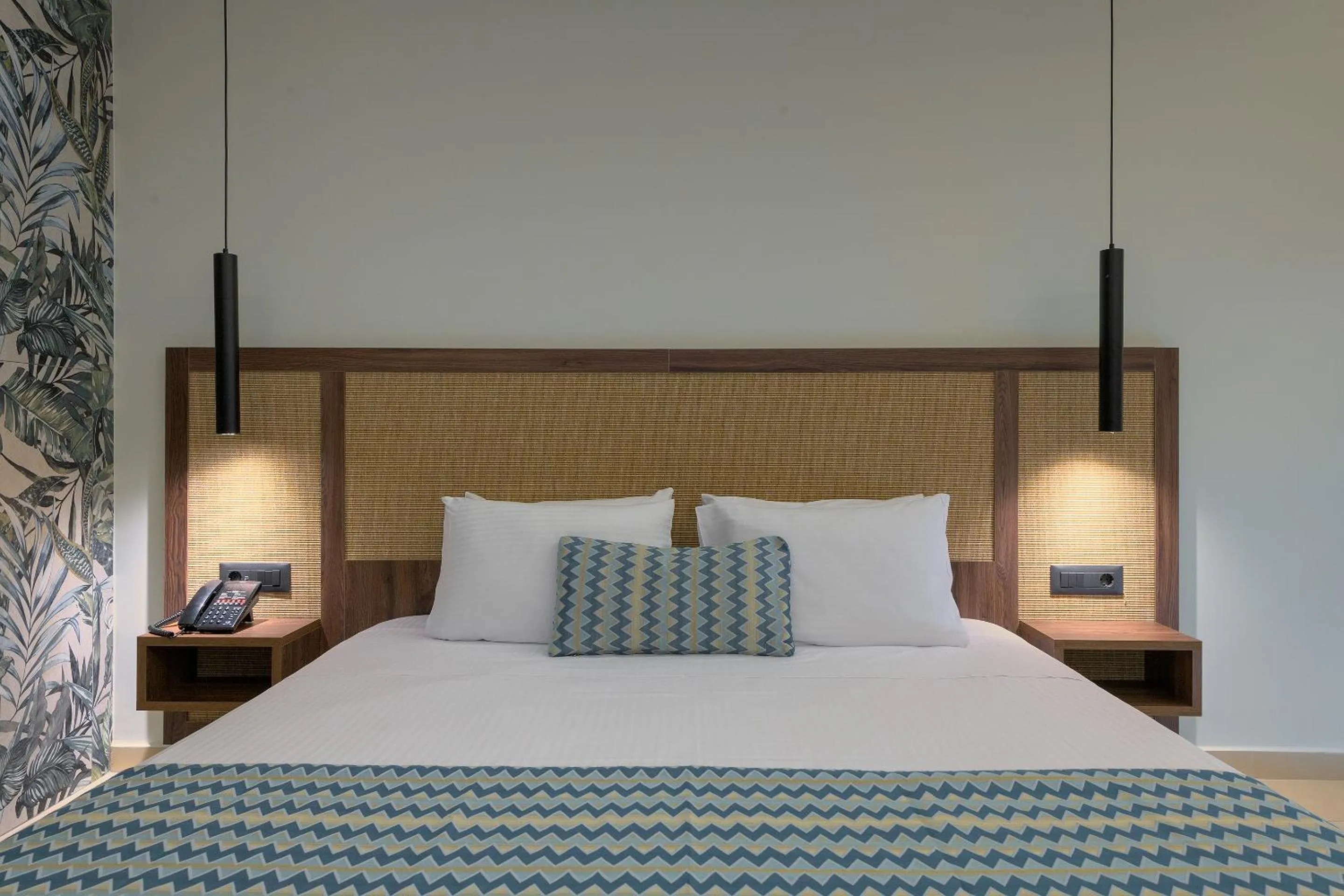 Bed in Oceanis Park Hotel