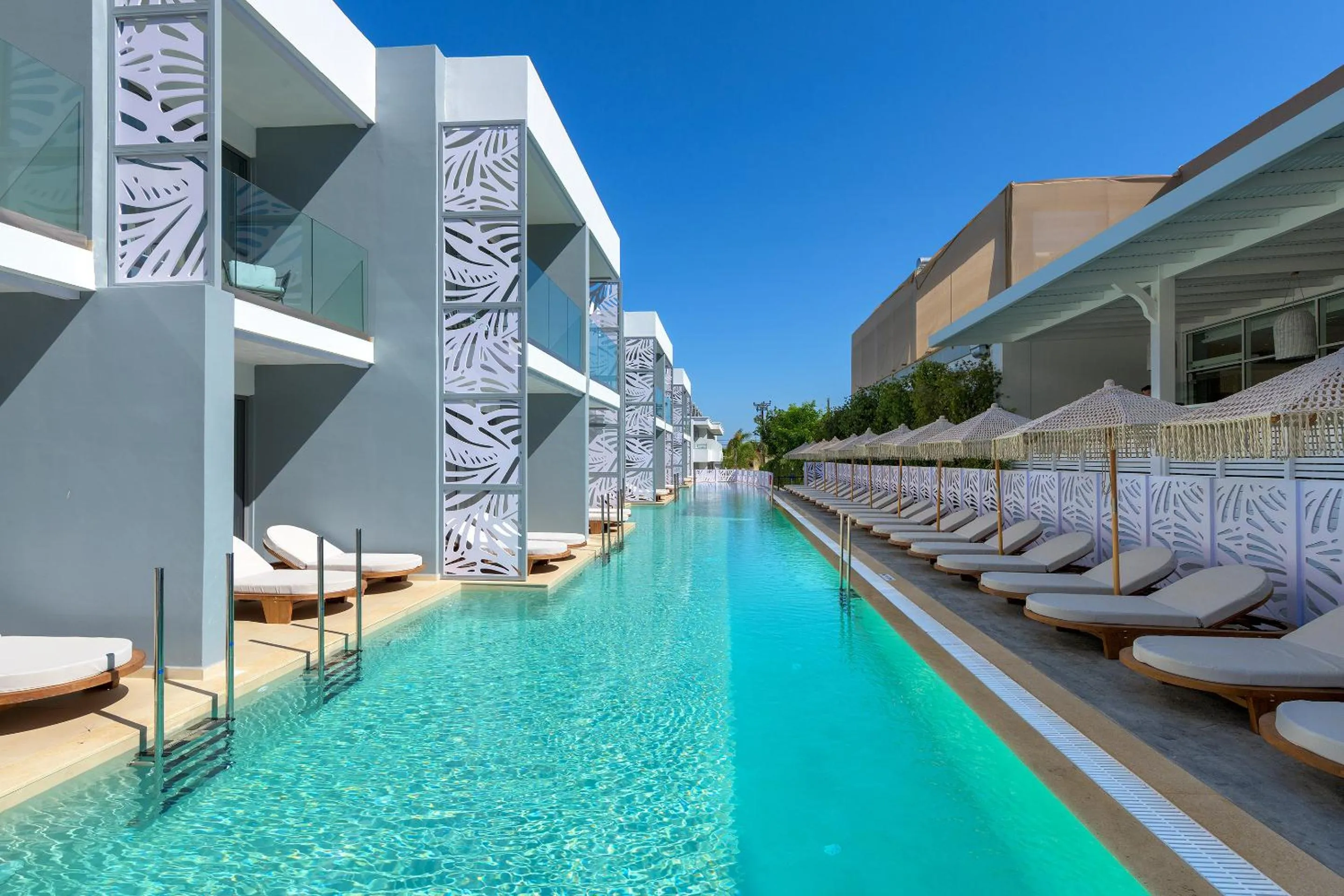 Swimming pool in Oceanis Park Hotel