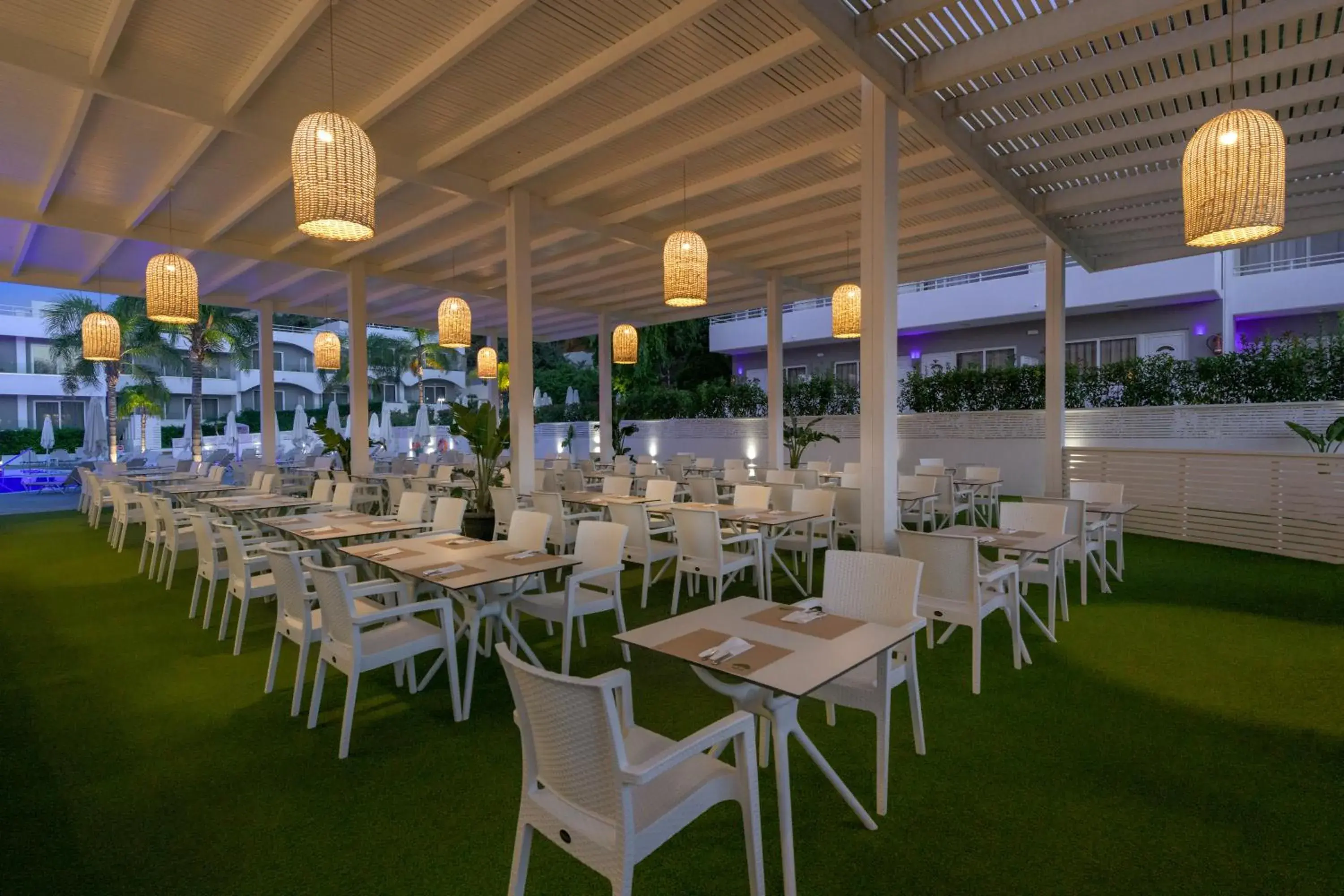Restaurant/places to eat in Oceanis Park Hotel Restaurant/places to eat in Oceanis Park Hotel
