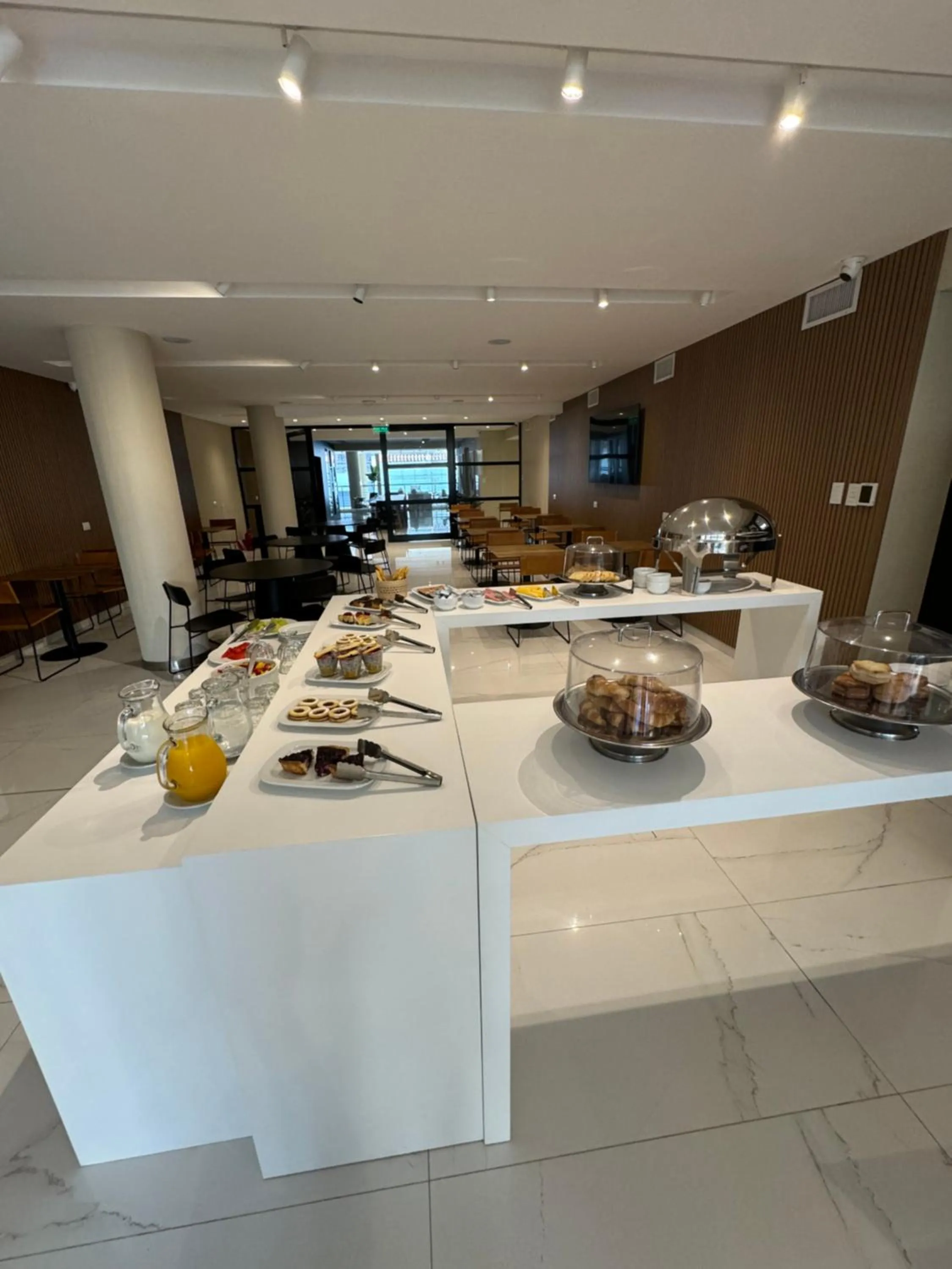 Buffet breakfast in Guemes Hotel & Spa