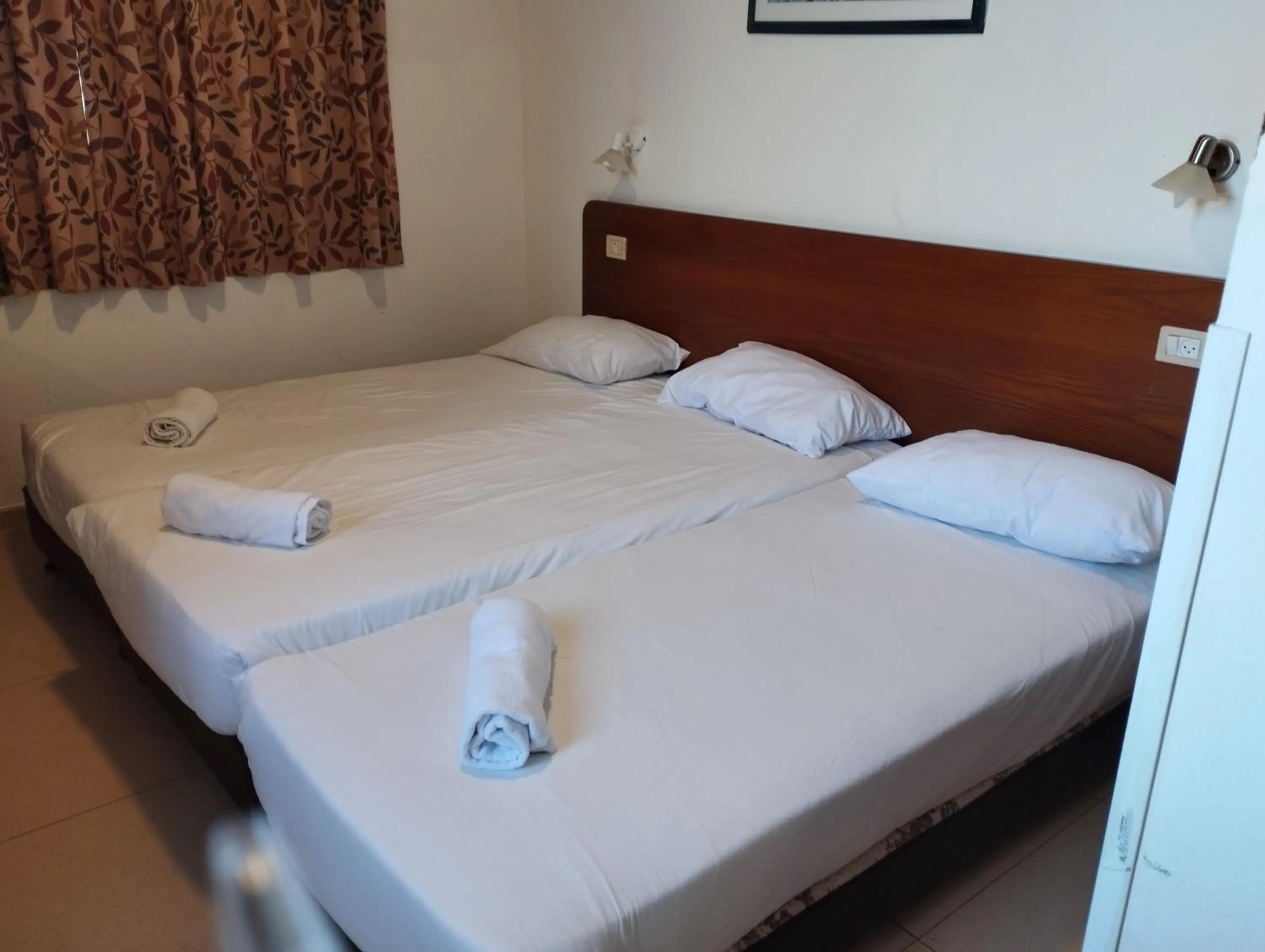 Bed in Ginot Yam Hotel