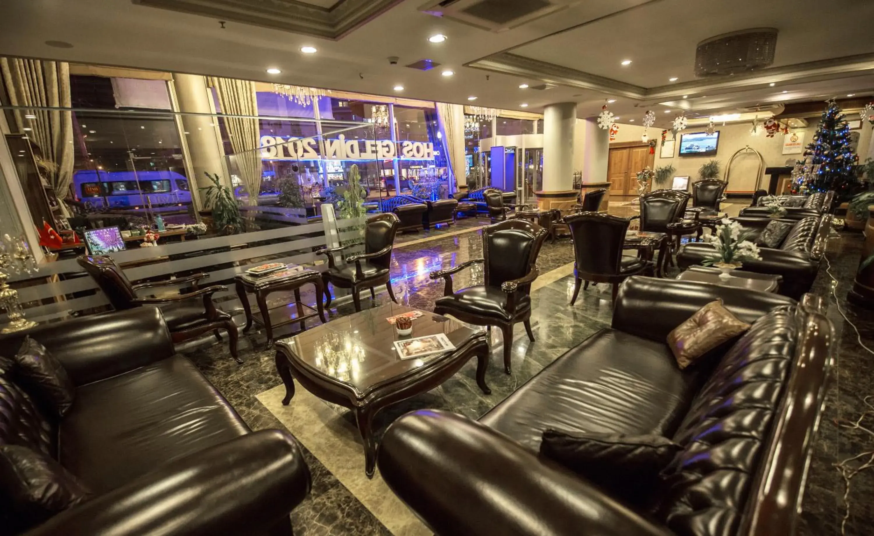 Lobby or reception in Yücesoy Liva Hotel Spa & Convention Center Mersin Lobby or reception in Yücesoy Liva Hotel Spa & Convention Center Mersin