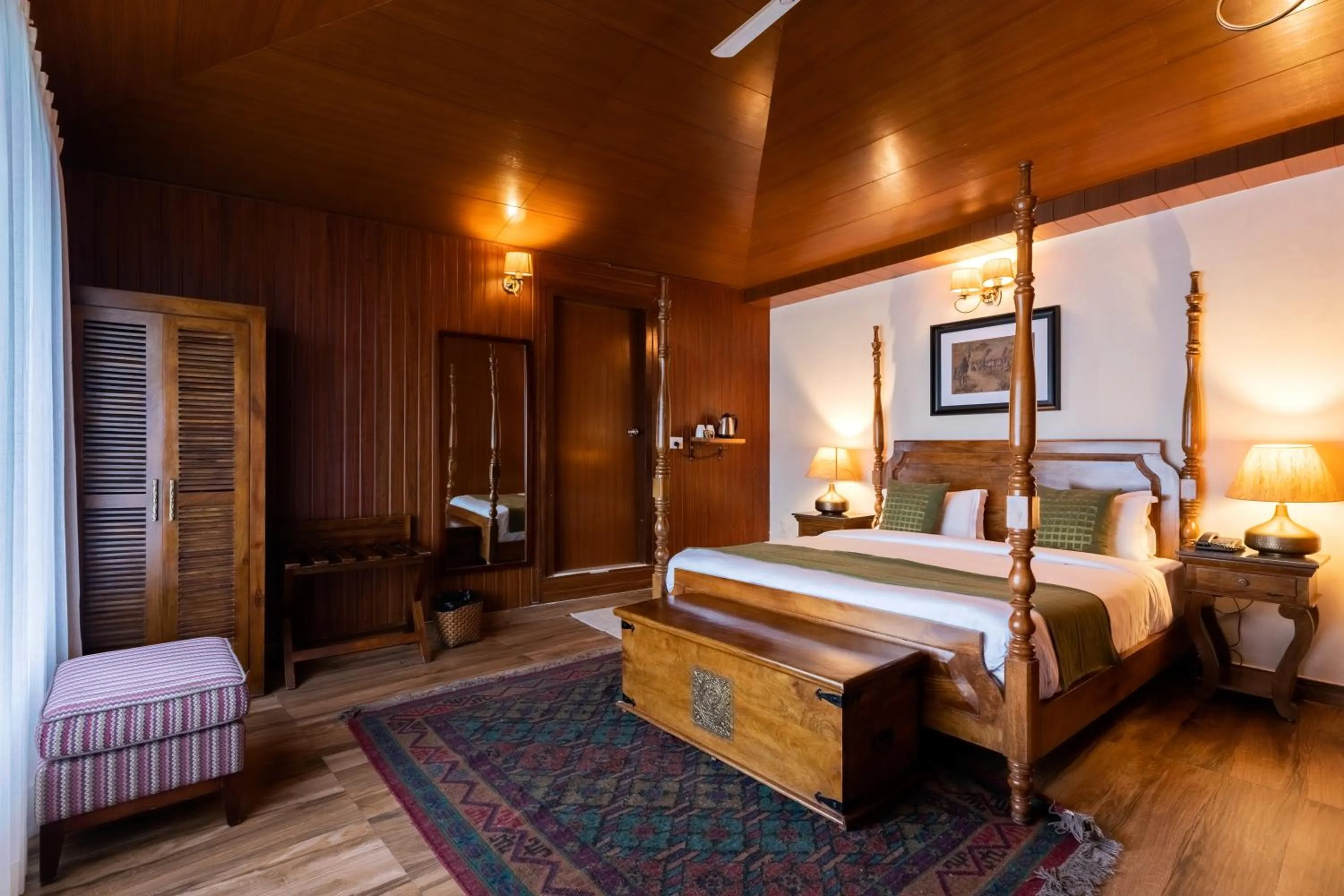 Photo of the whole room, Bed in Larisa Resort, Mussoorie