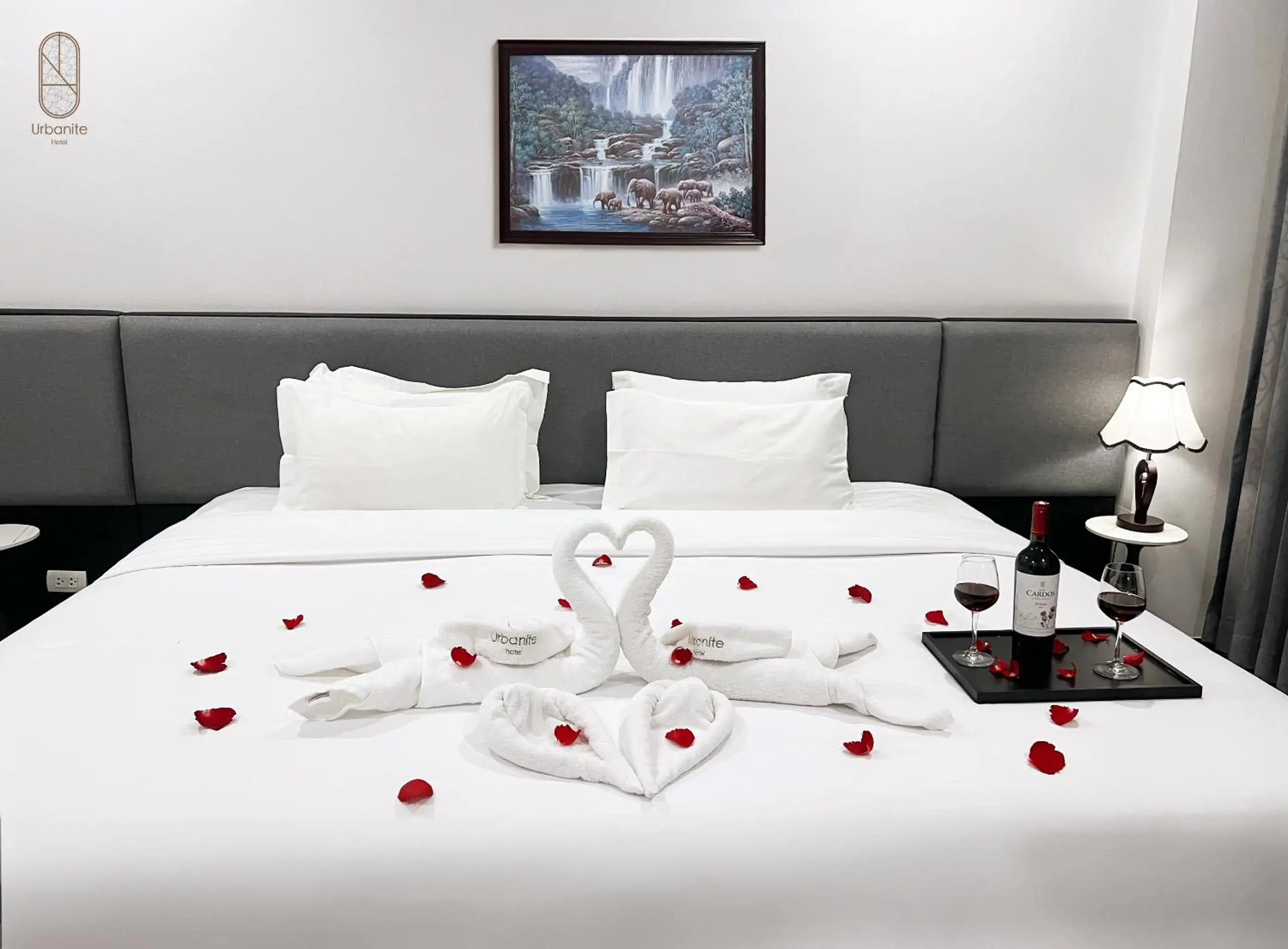 Bedroom, Bed in Urbanite Hotel Bedroom, Bed in Urbanite Hotel