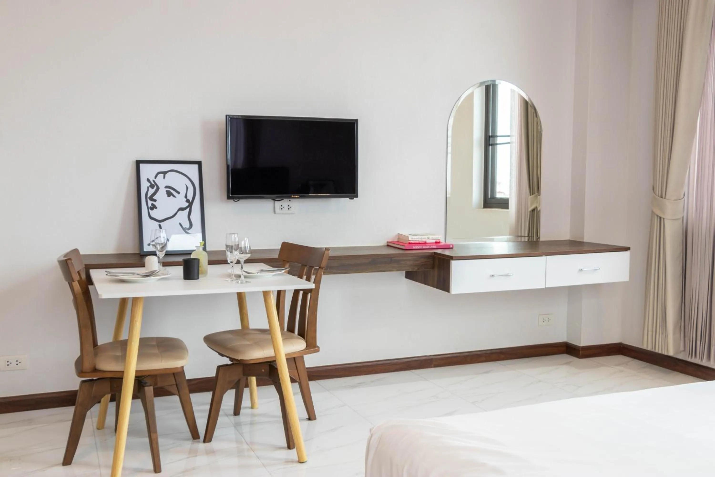 Bed in Urbanite Hotel