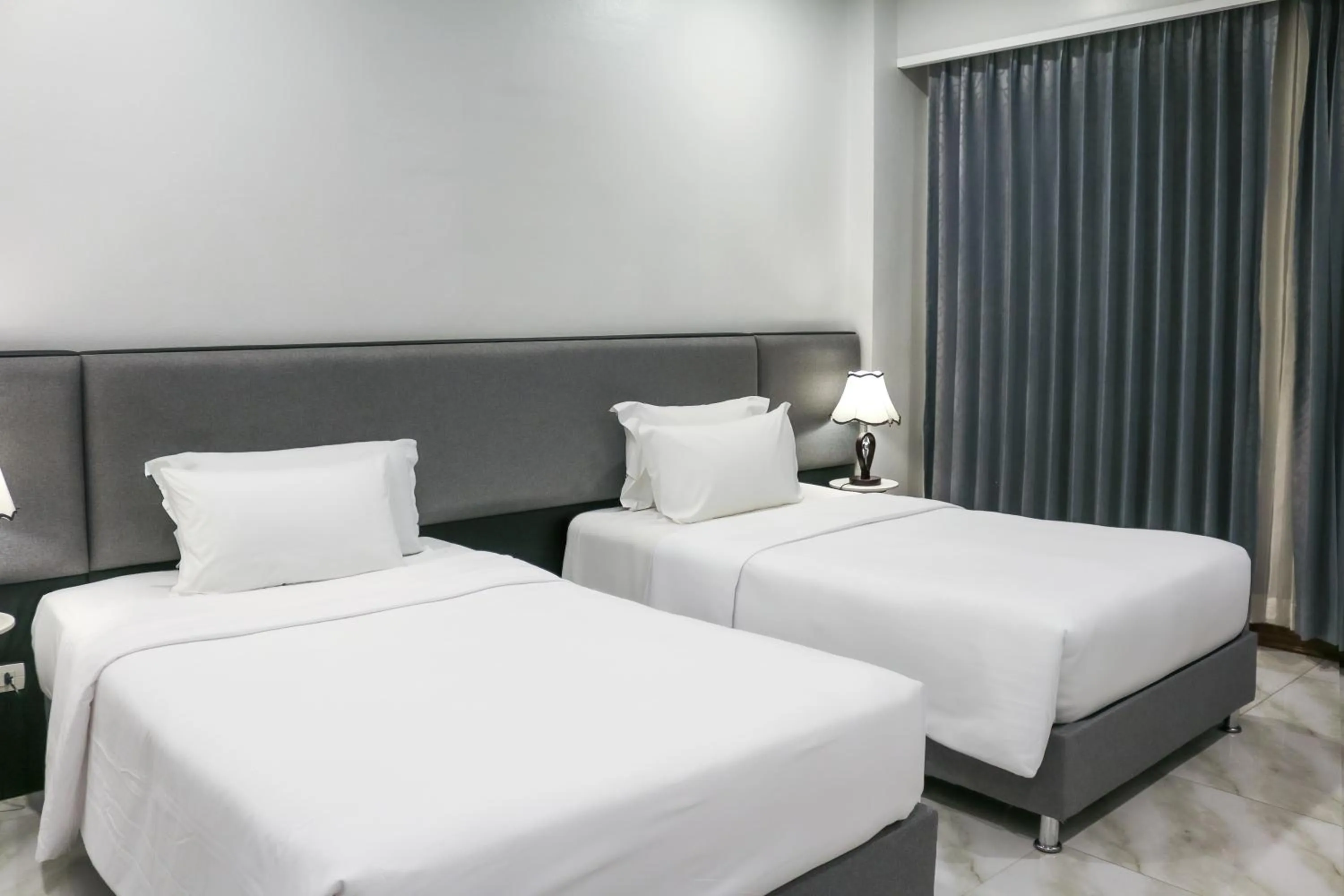 Bedroom, Bed in Urbanite Hotel