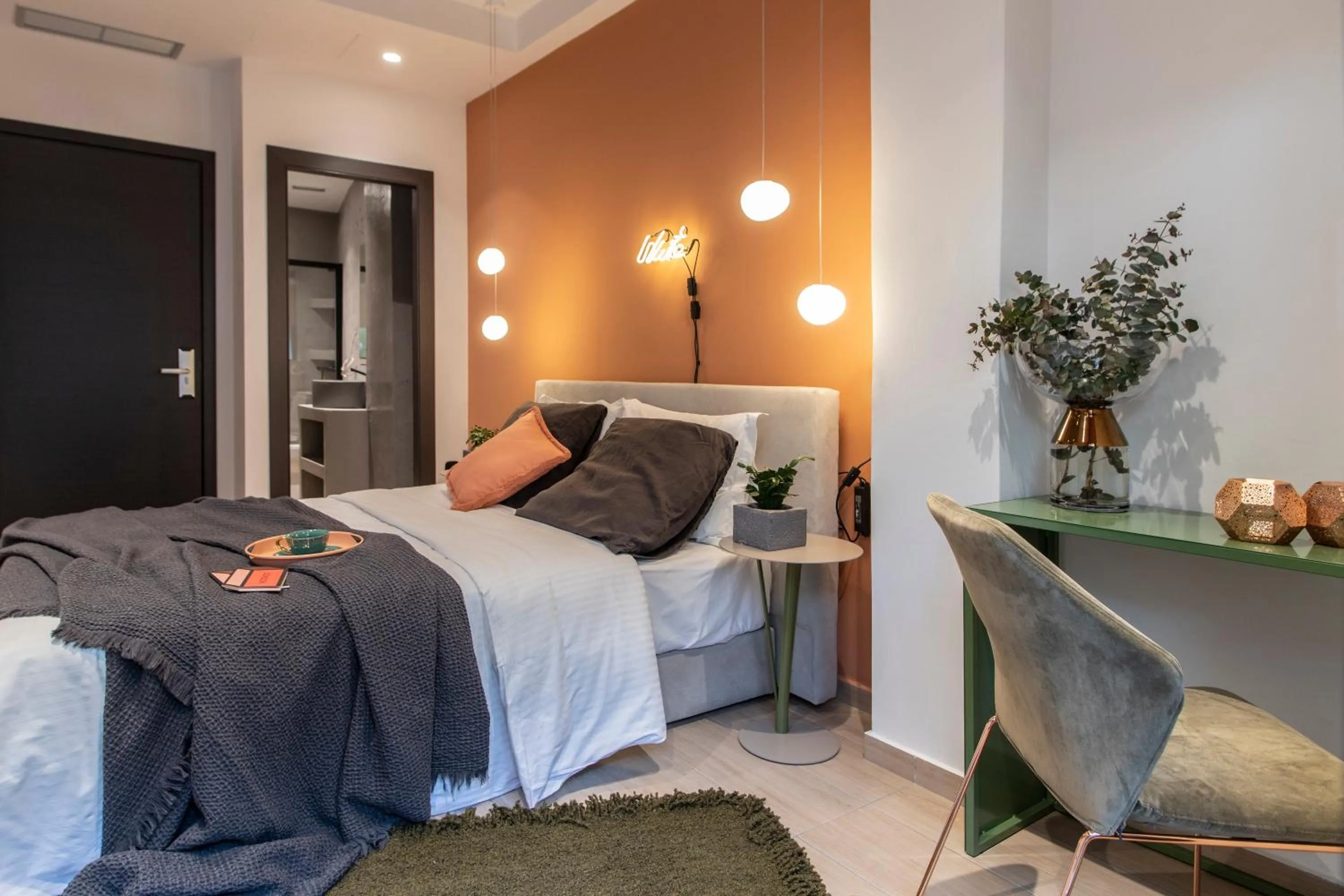 Bed in 14 Reasons Why Hotel Athens