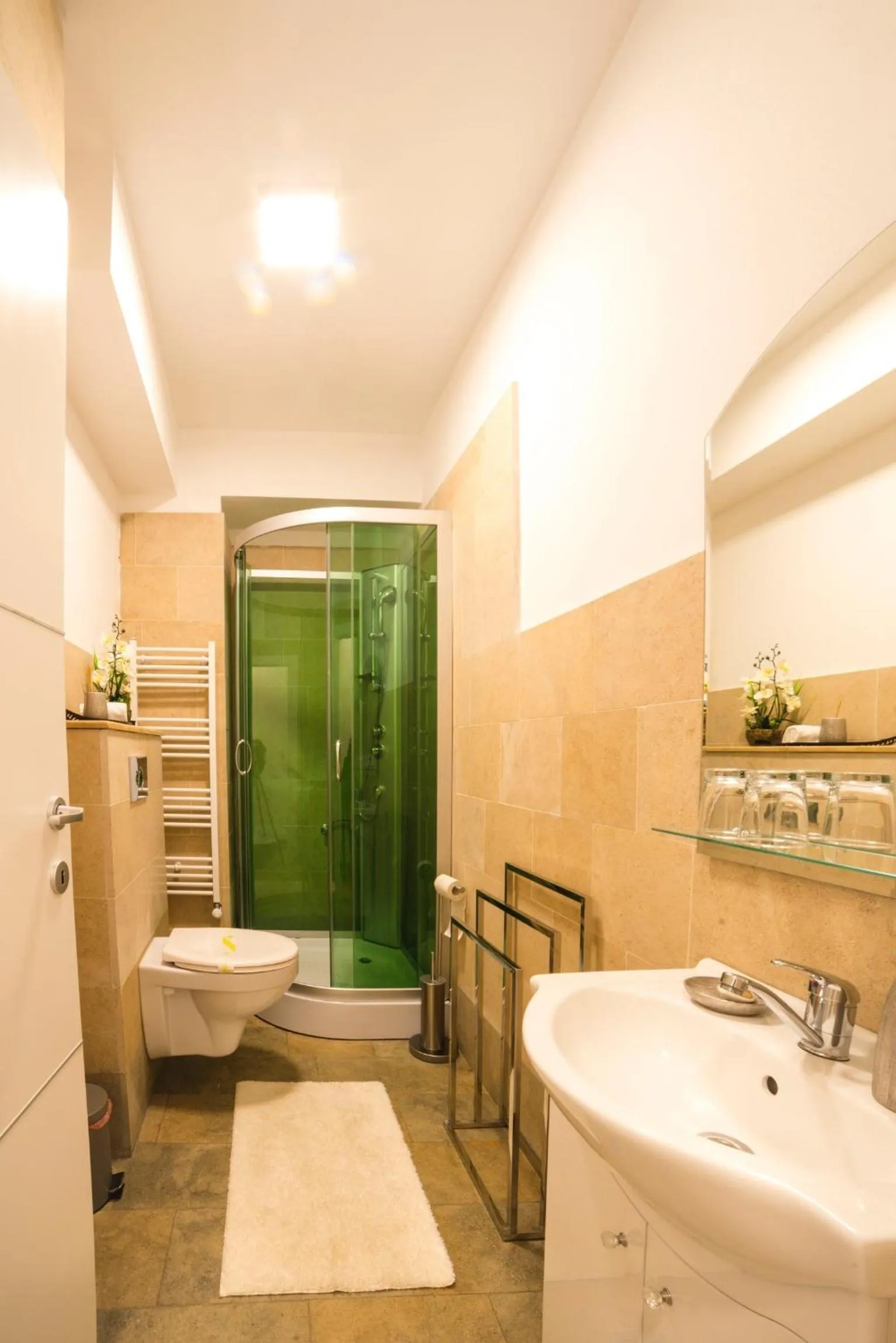 Lira Holiday Apartments