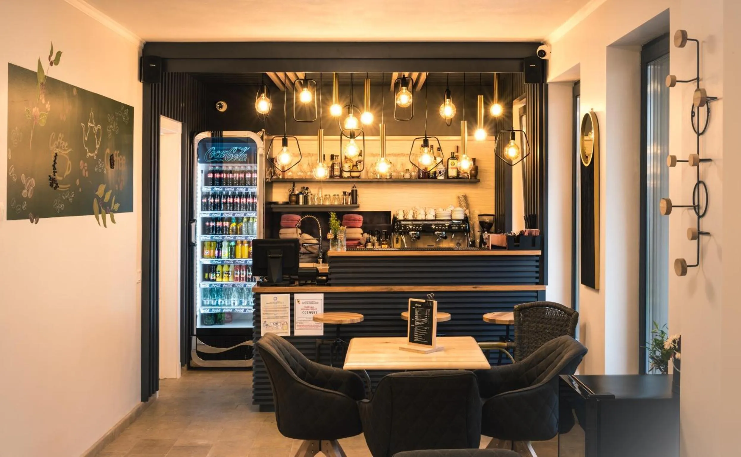 Lira Holiday Apartments