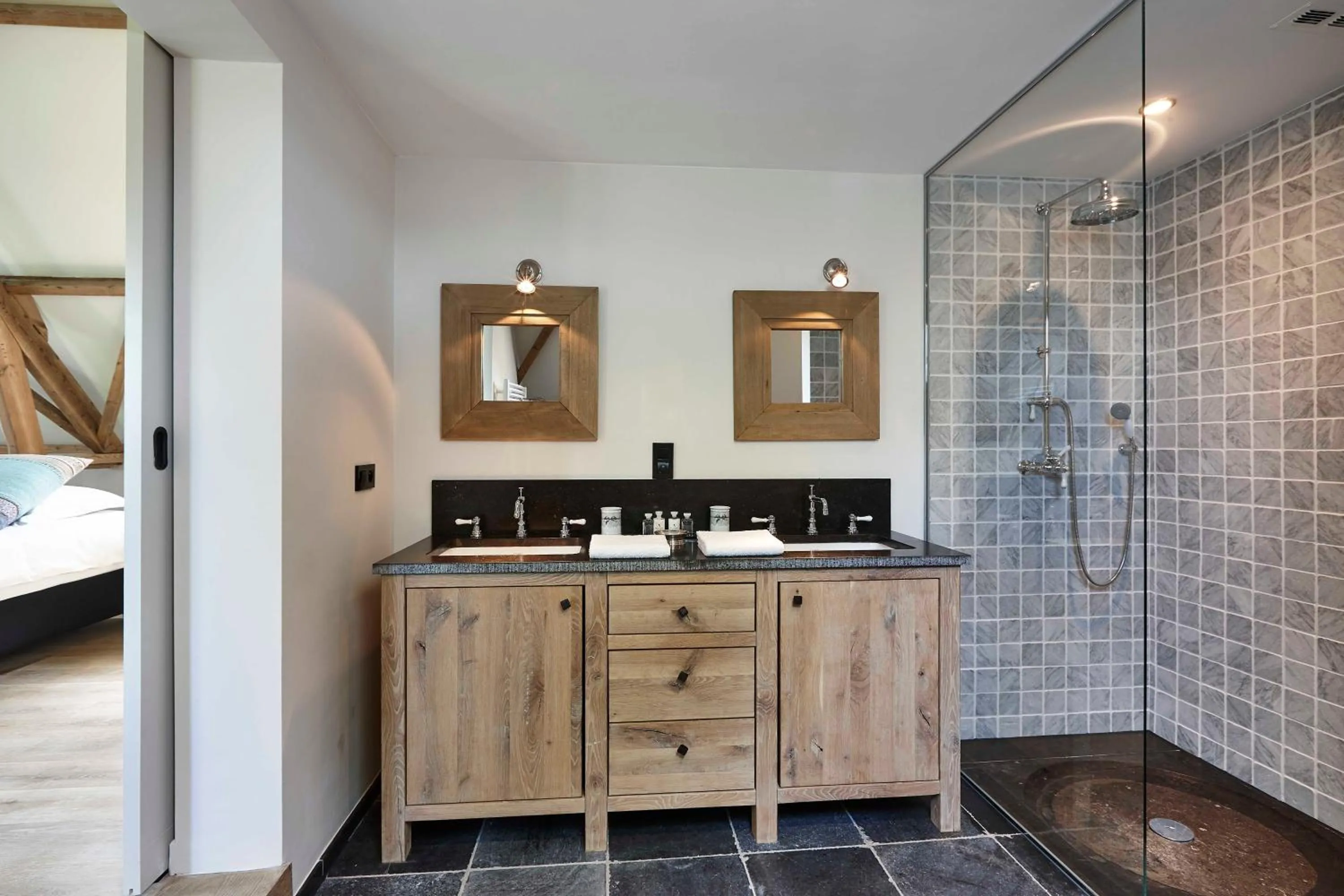 Bathroom in De Zonnebrug Dijkhoeve