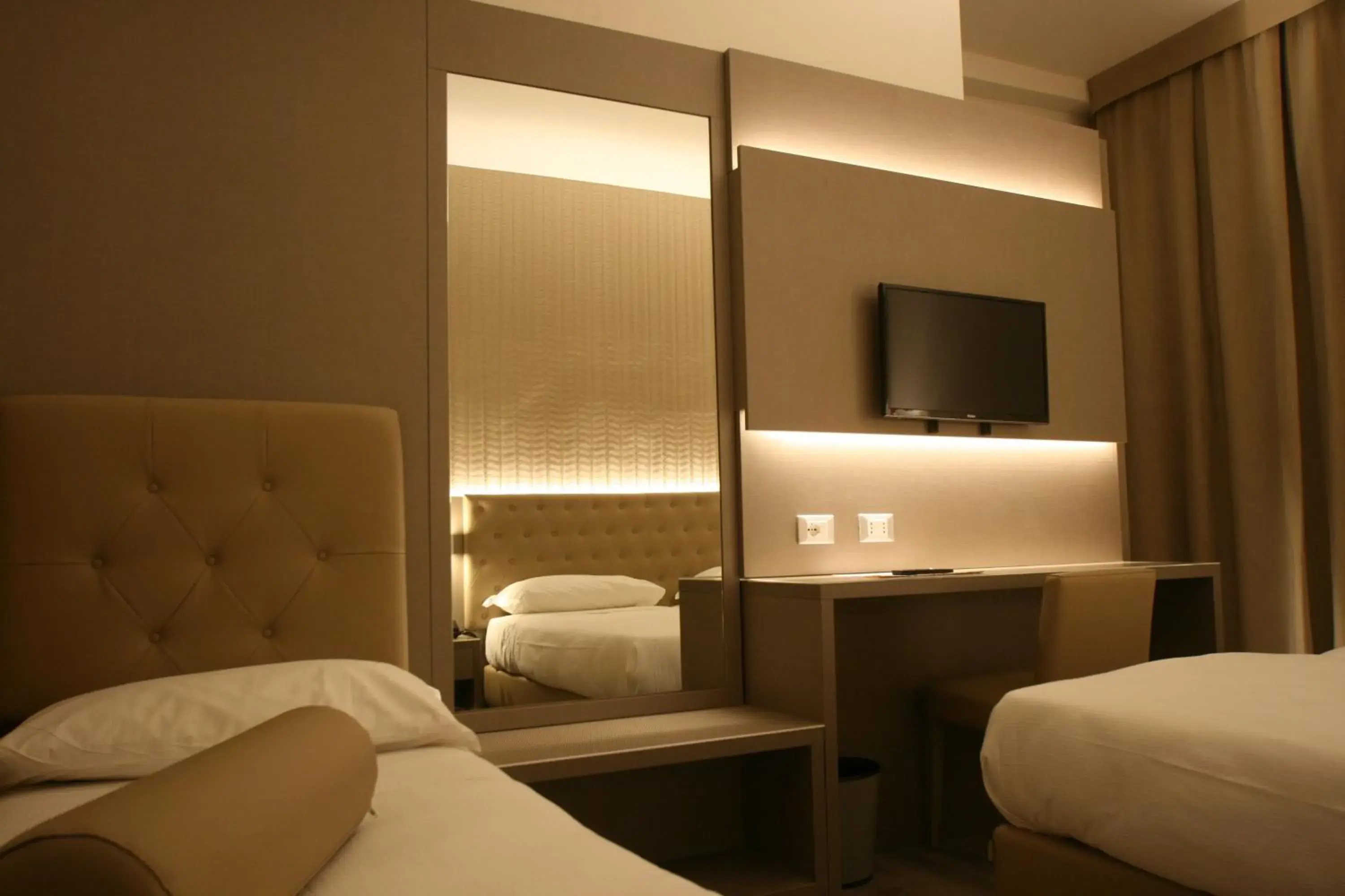 Photo of the whole room, Bed in Hotel Principe Photo of the whole room, Bed in Hotel Principe