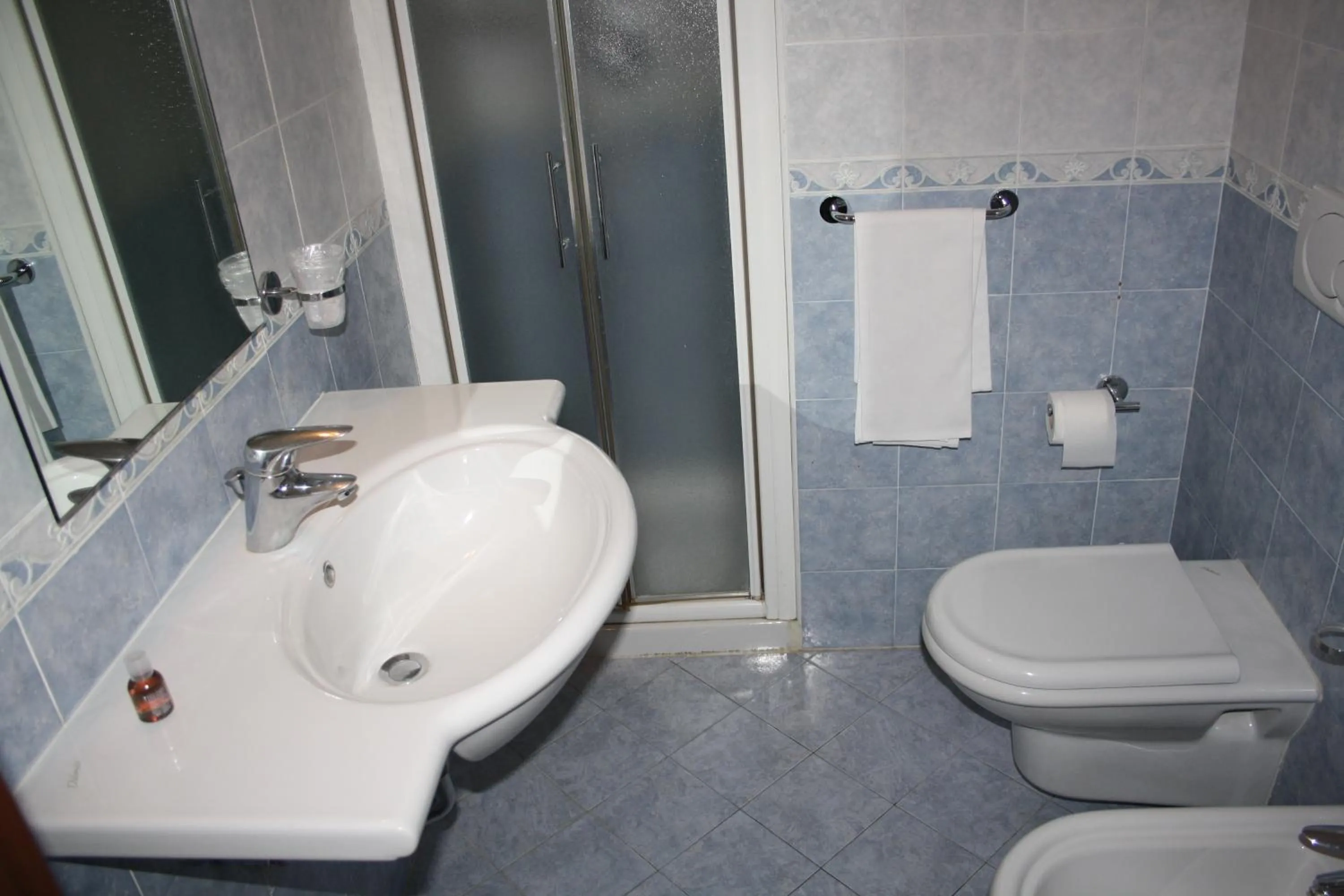 Bathroom in Hotel Principe