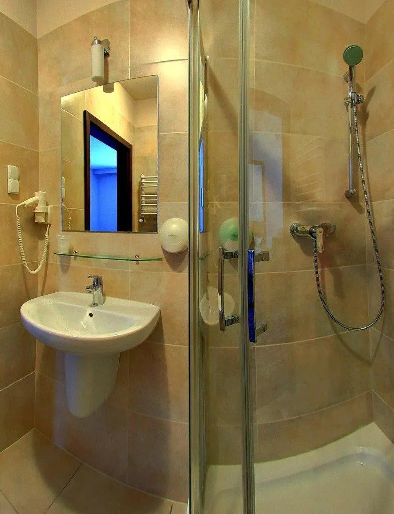 Bathroom in Hotel Camelot