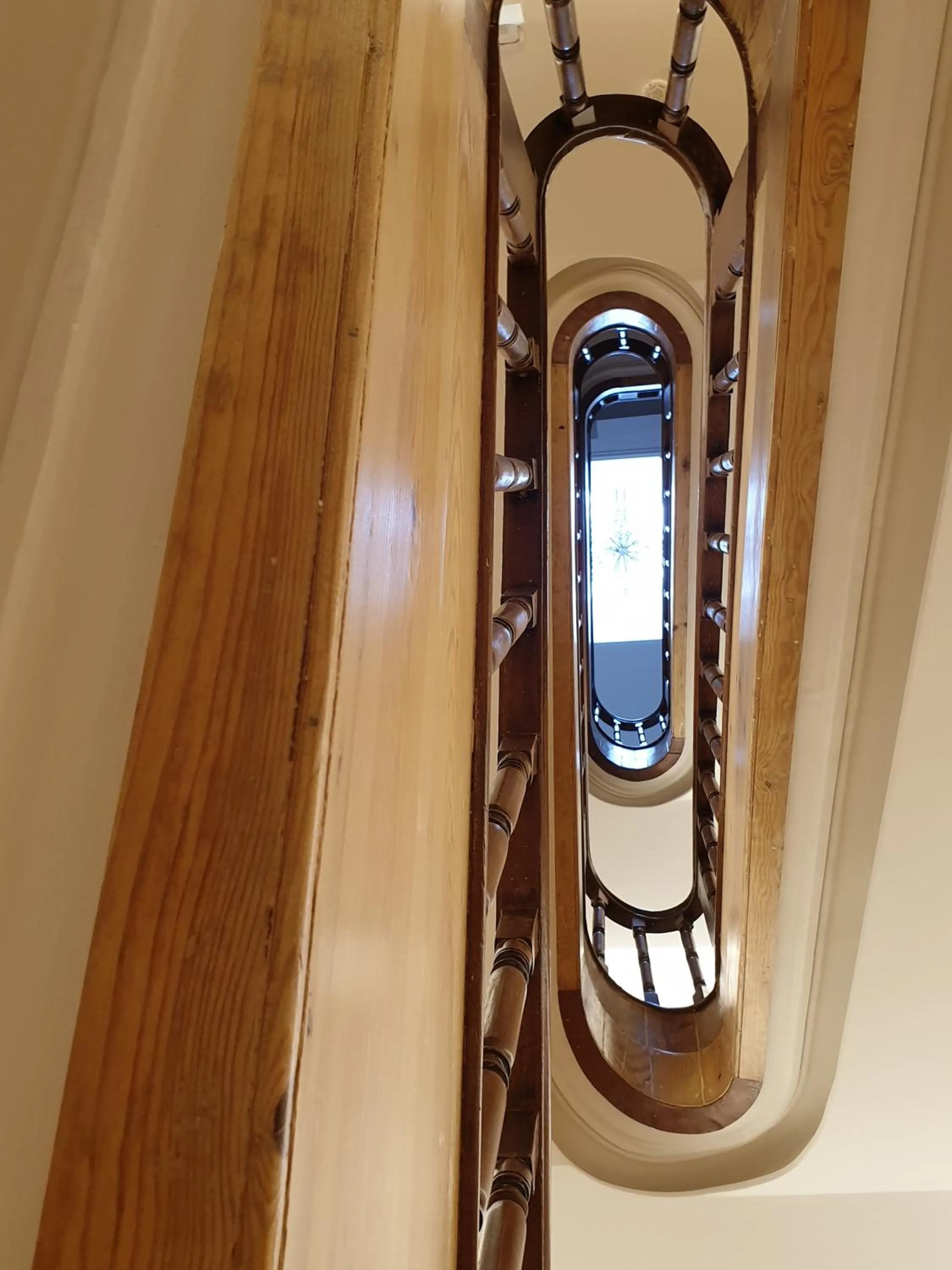 Property building in Casa da Baixa by PURUS