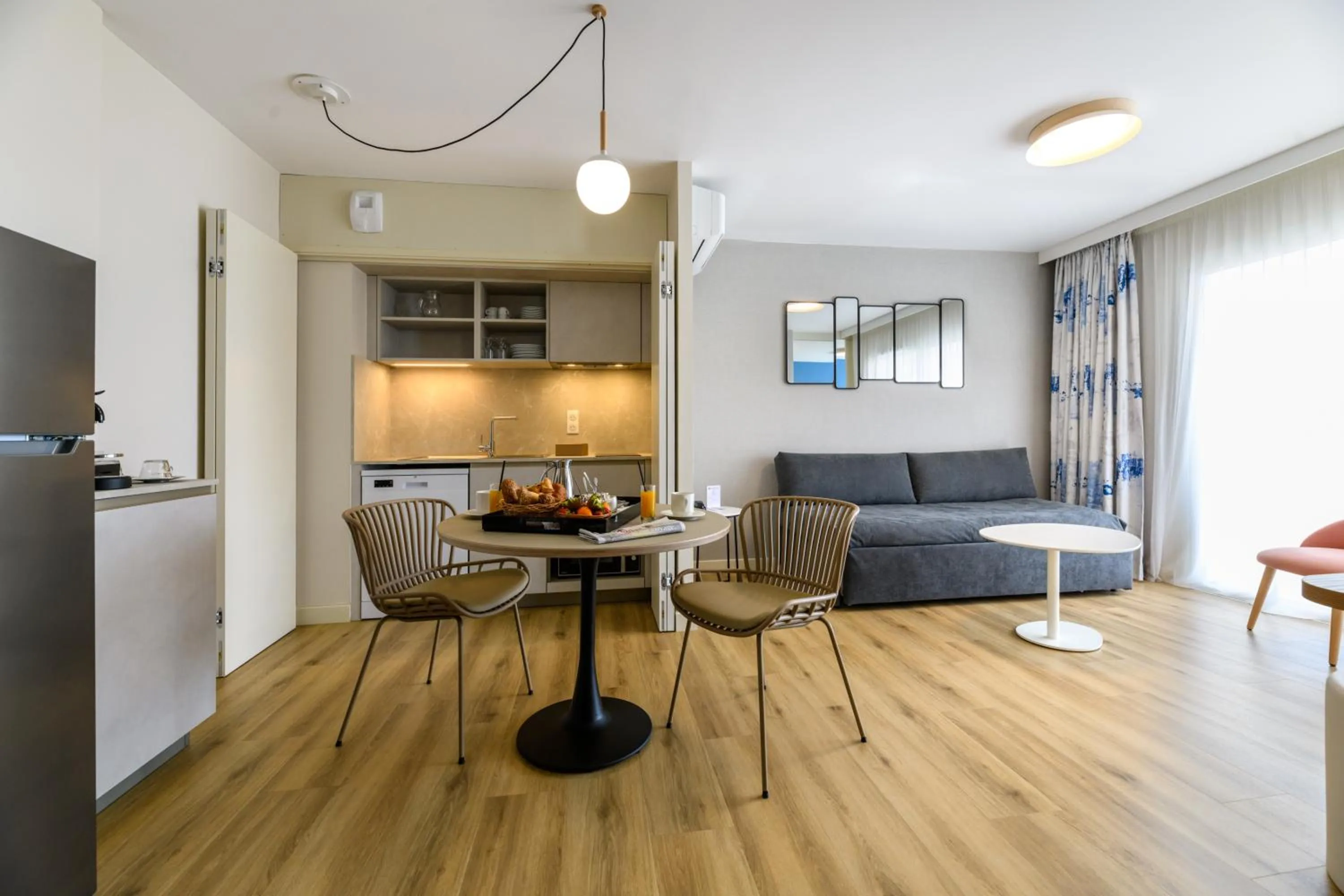 Kitchen or kitchenette in Residence de Tourisme Ajaccio Amirauté