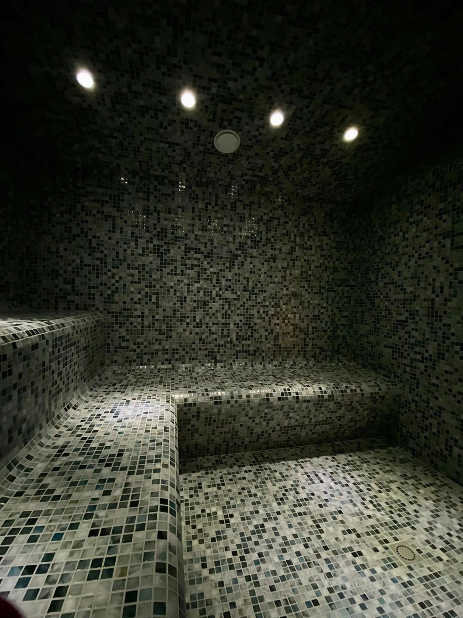 Steam room in Hôtel Aalborg