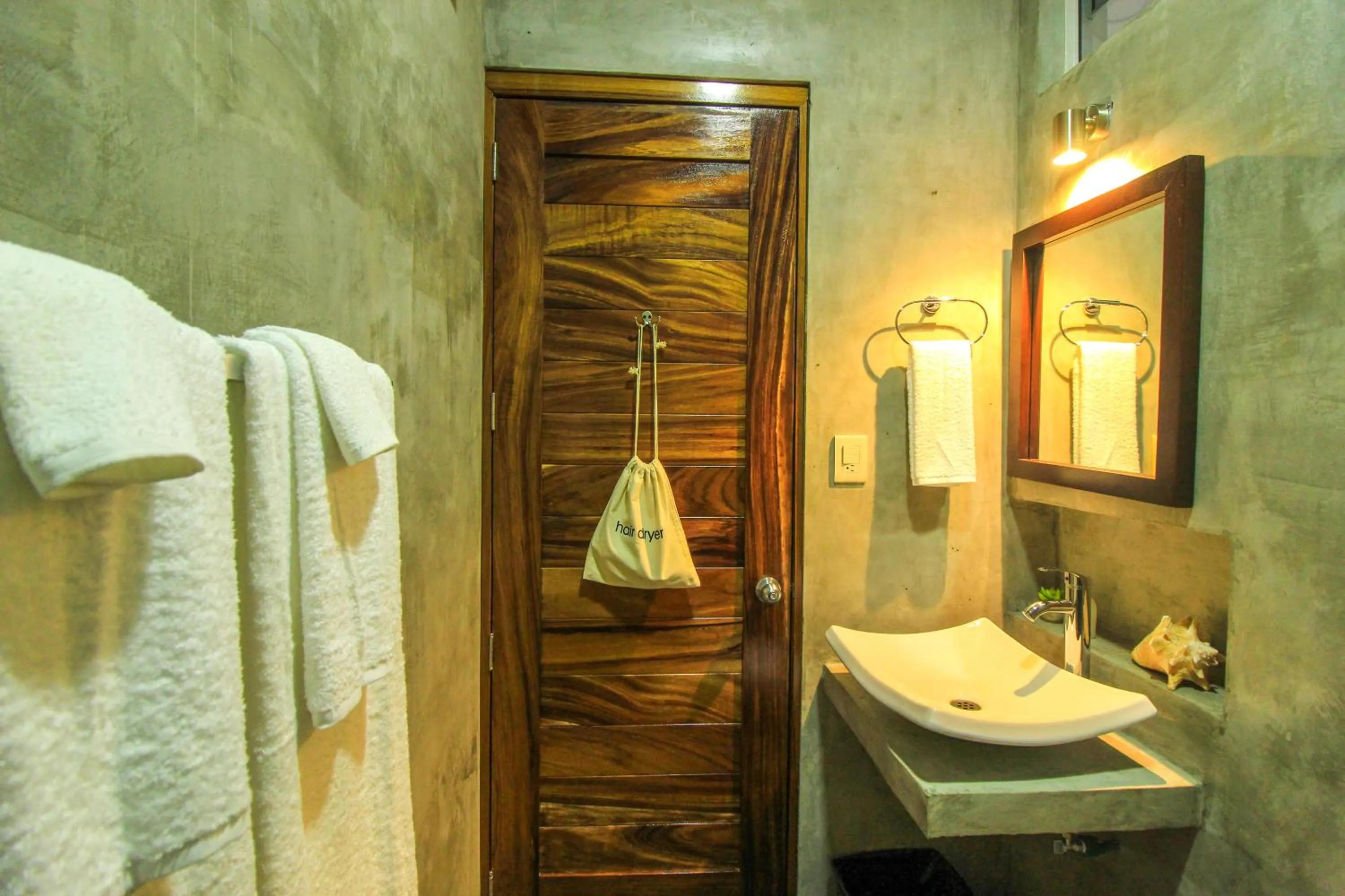 Casa de Olas Boutique Hotel