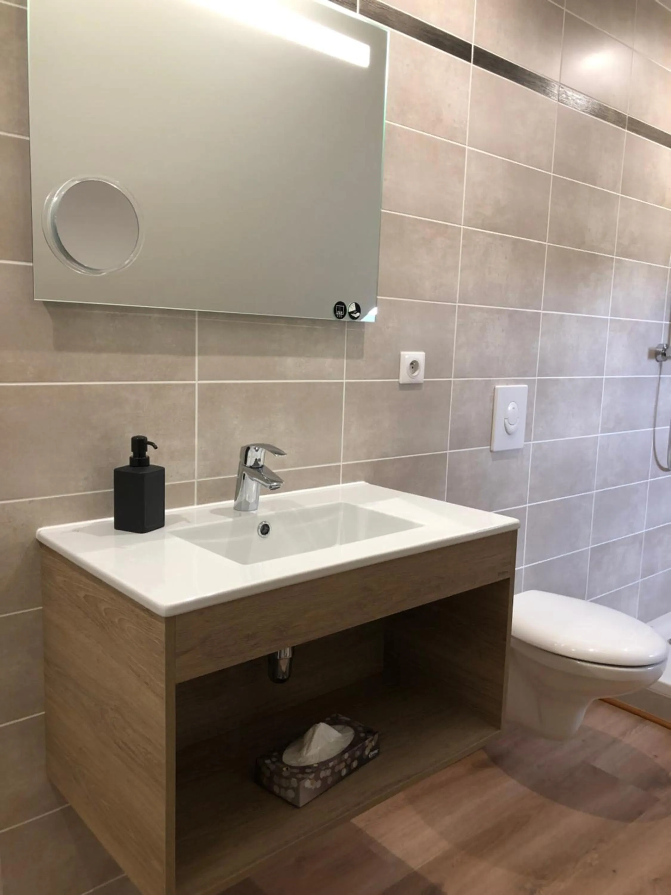 Bathroom in LA FERME D'AIGUROLLES