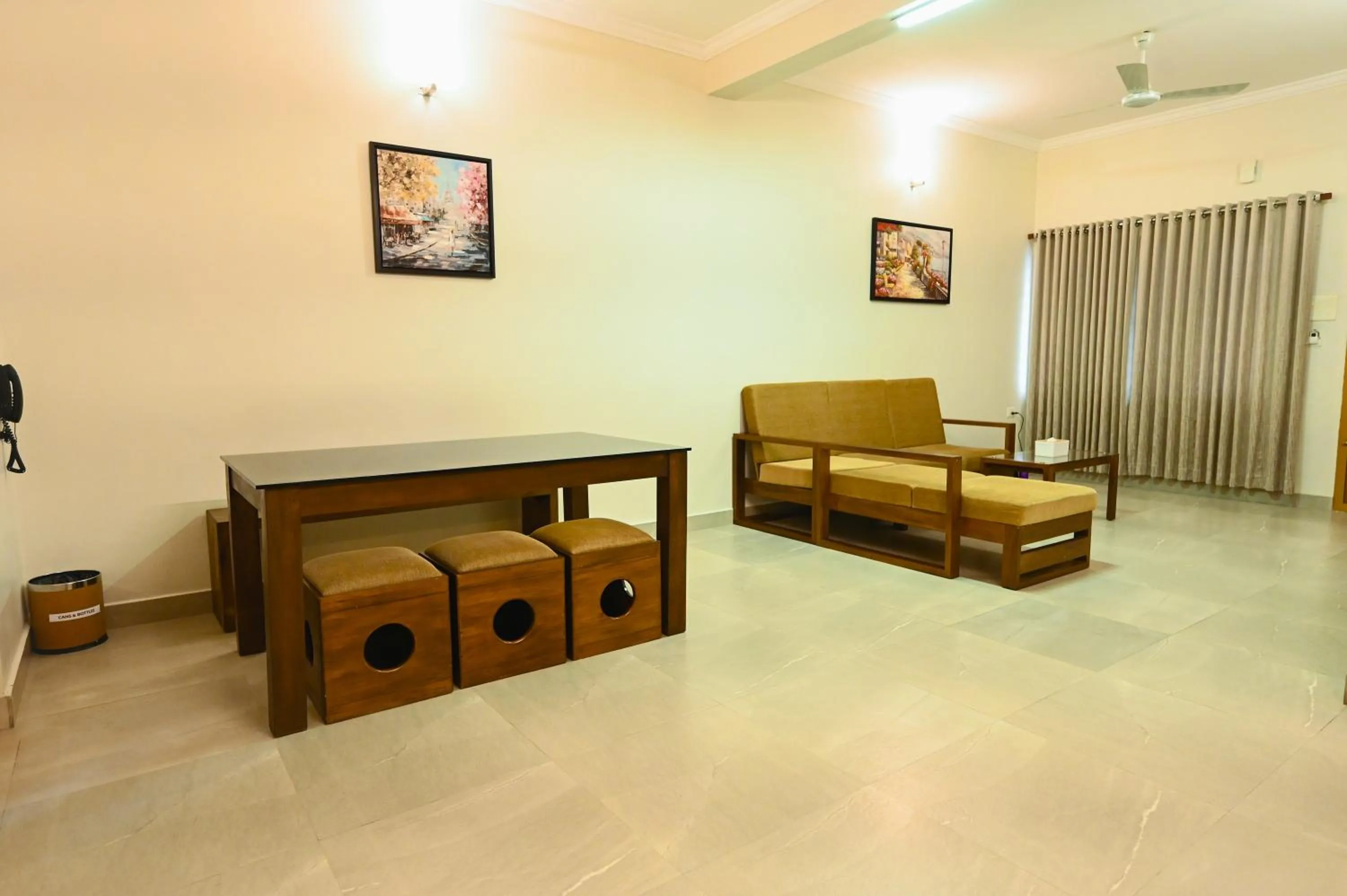 Two-Bedroom Apartment in Castilo Inn Hotel Apartments