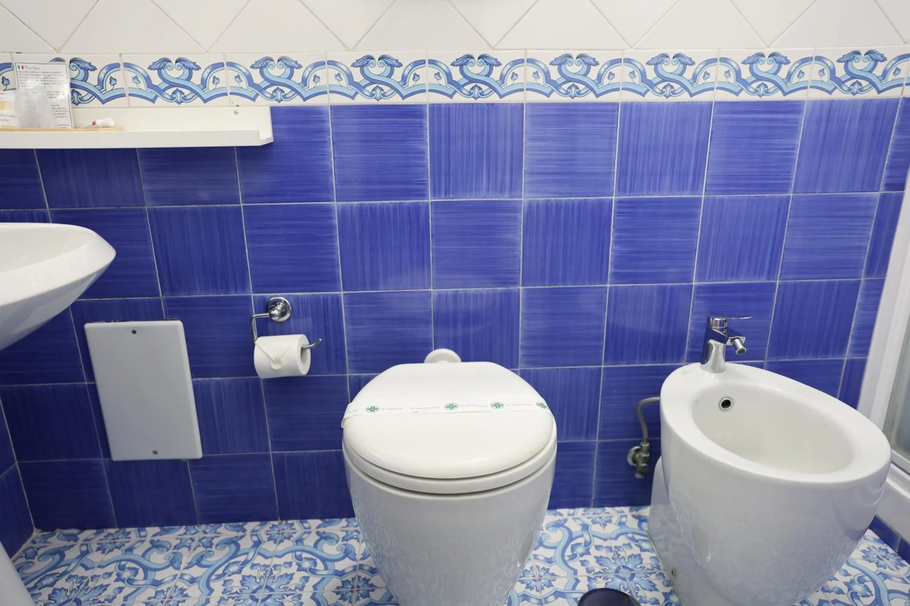 Shower in Hotel Palma