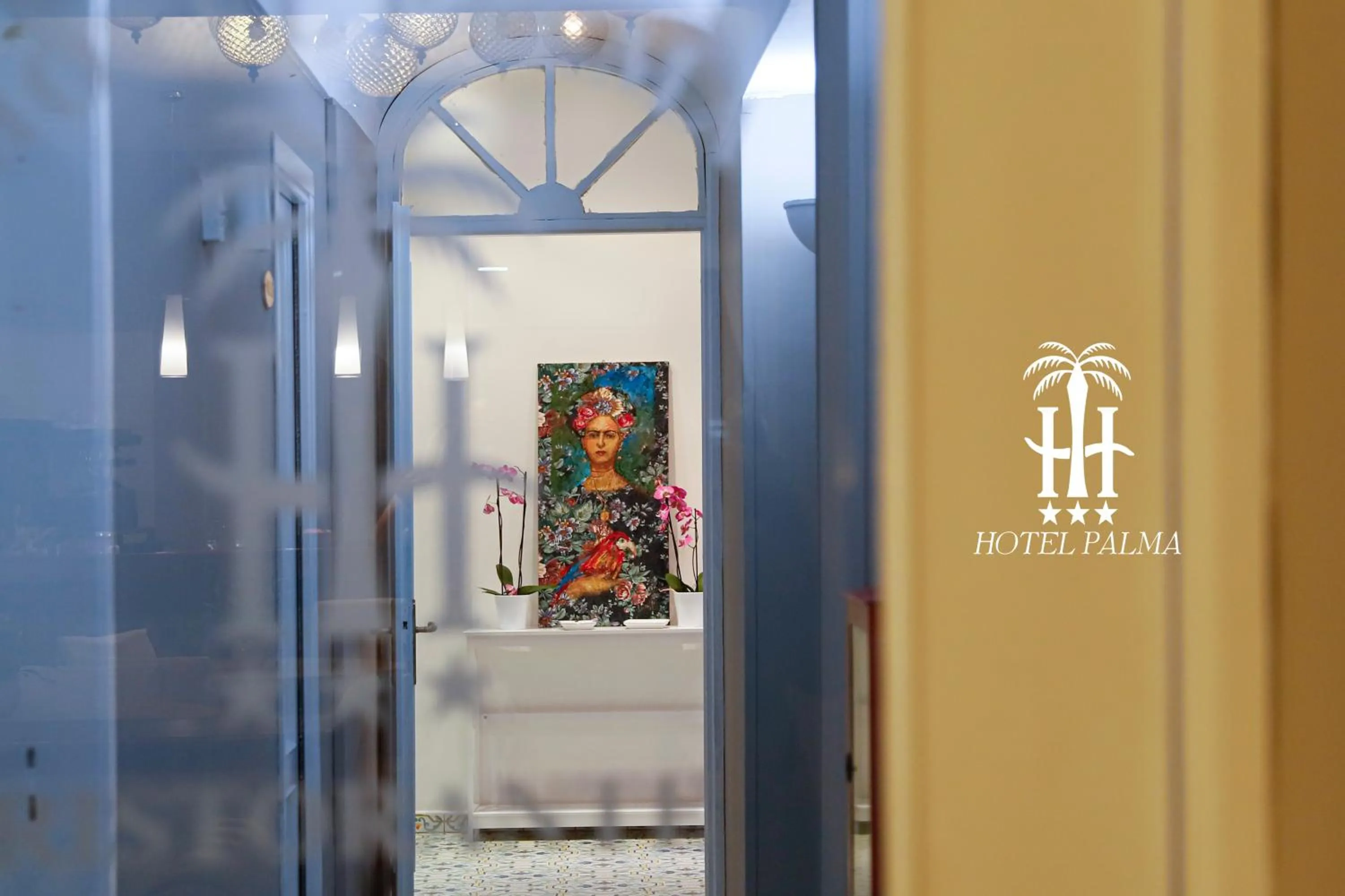 microwave in Hotel Palma