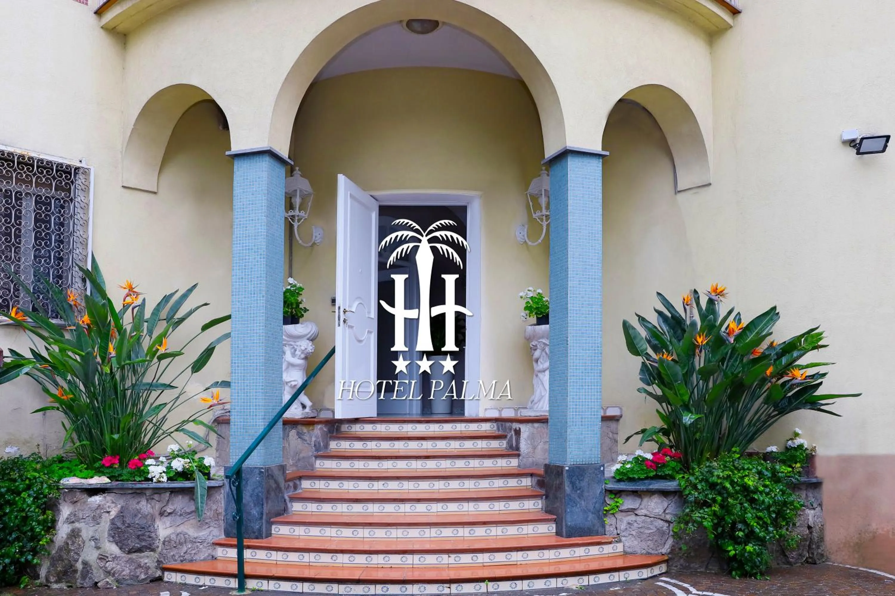 Facade/entrance in Hotel Palma