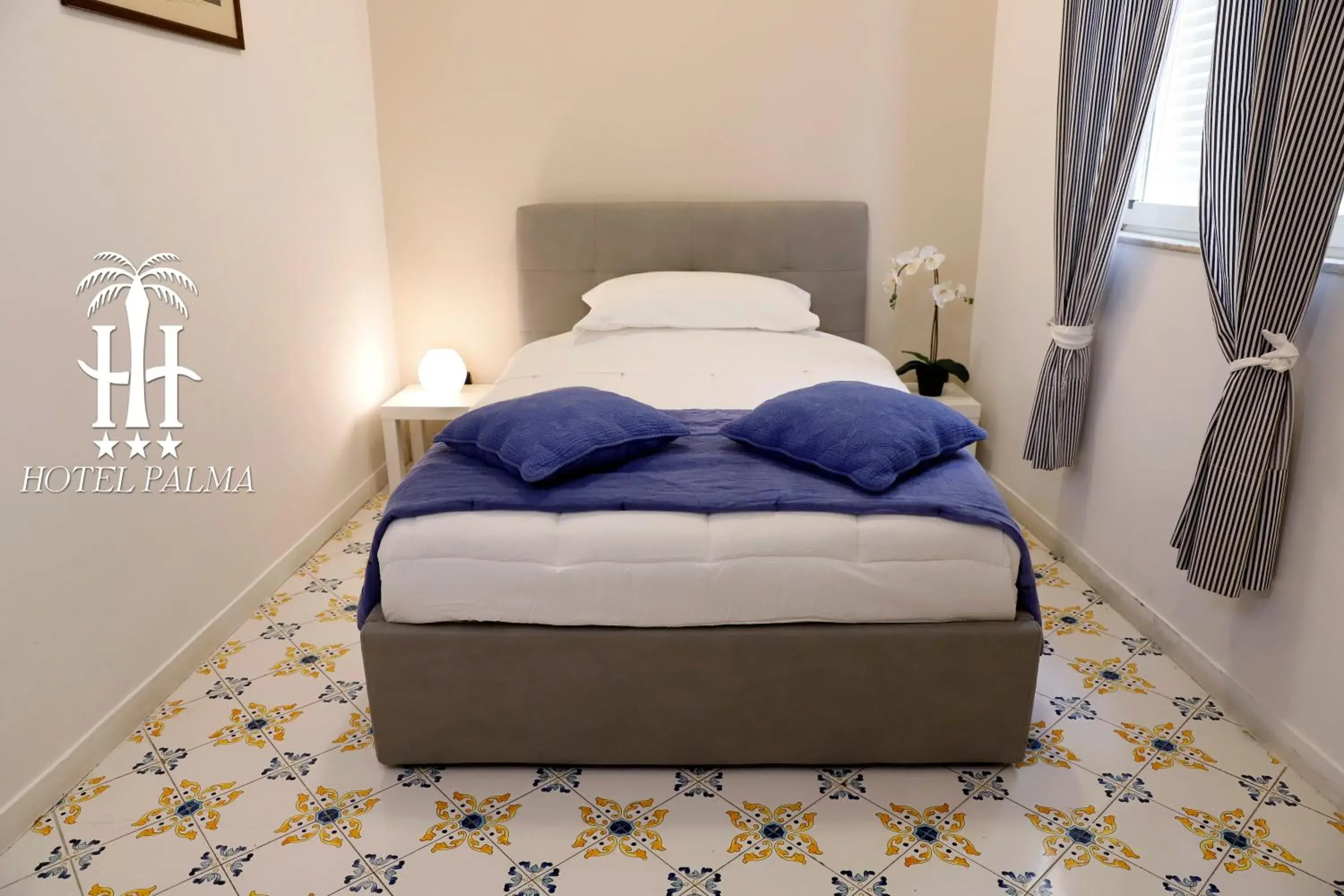 Large Single Room in Hotel Palma Large Single Room in Hotel Palma