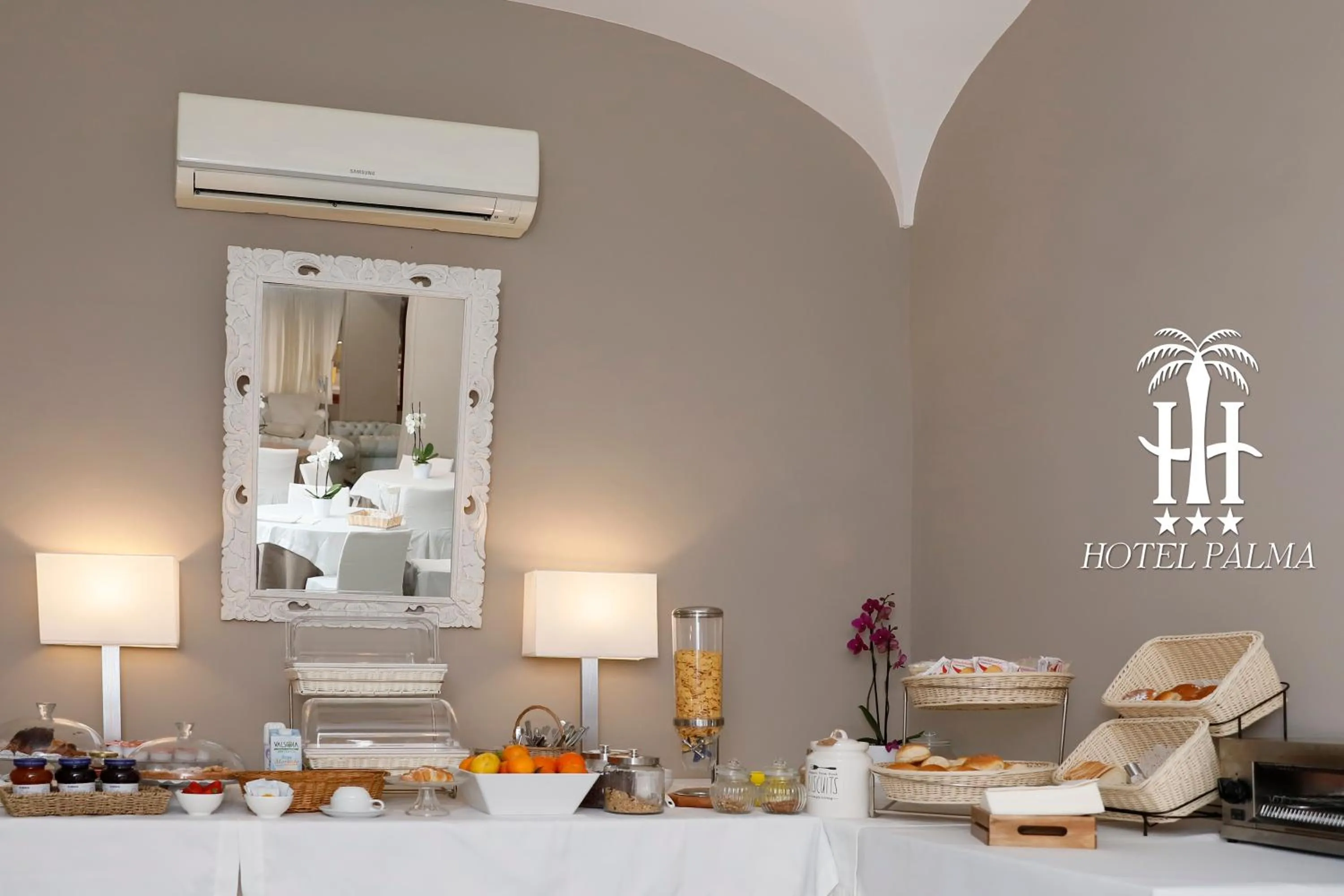 Food and drinks in Hotel Palma