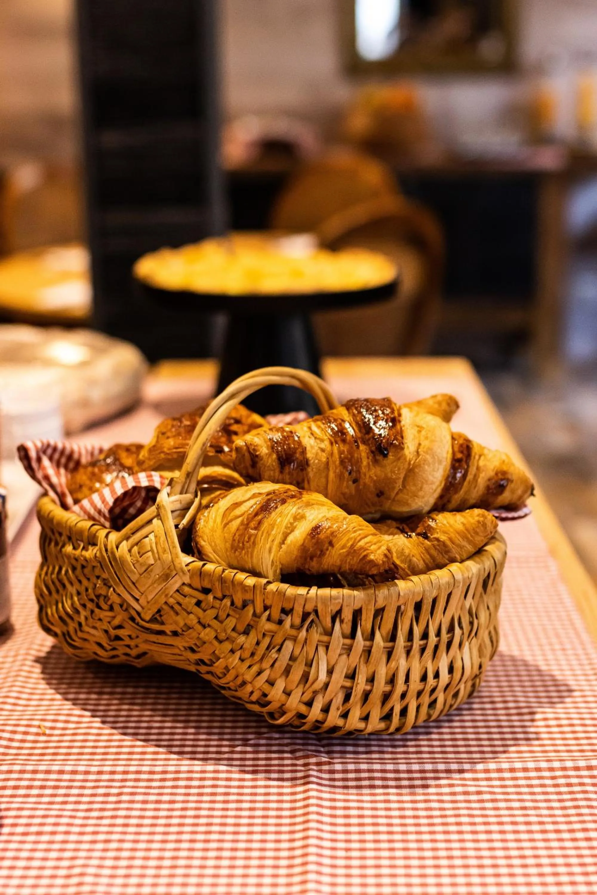 Buffet breakfast in Hôtel La Rencluse