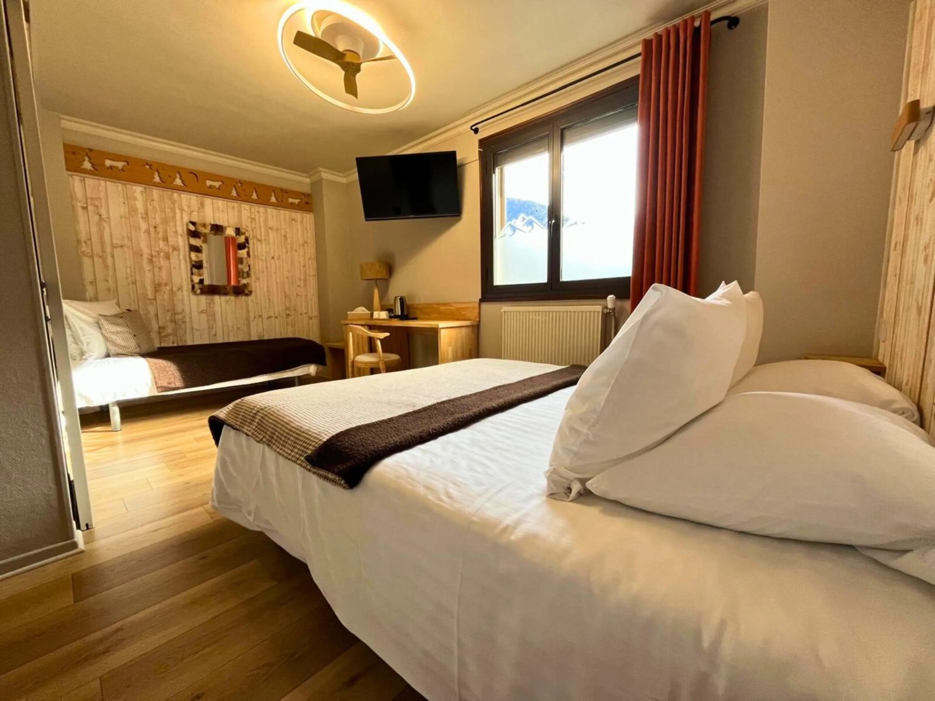 Bed in Hôtel La Rencluse