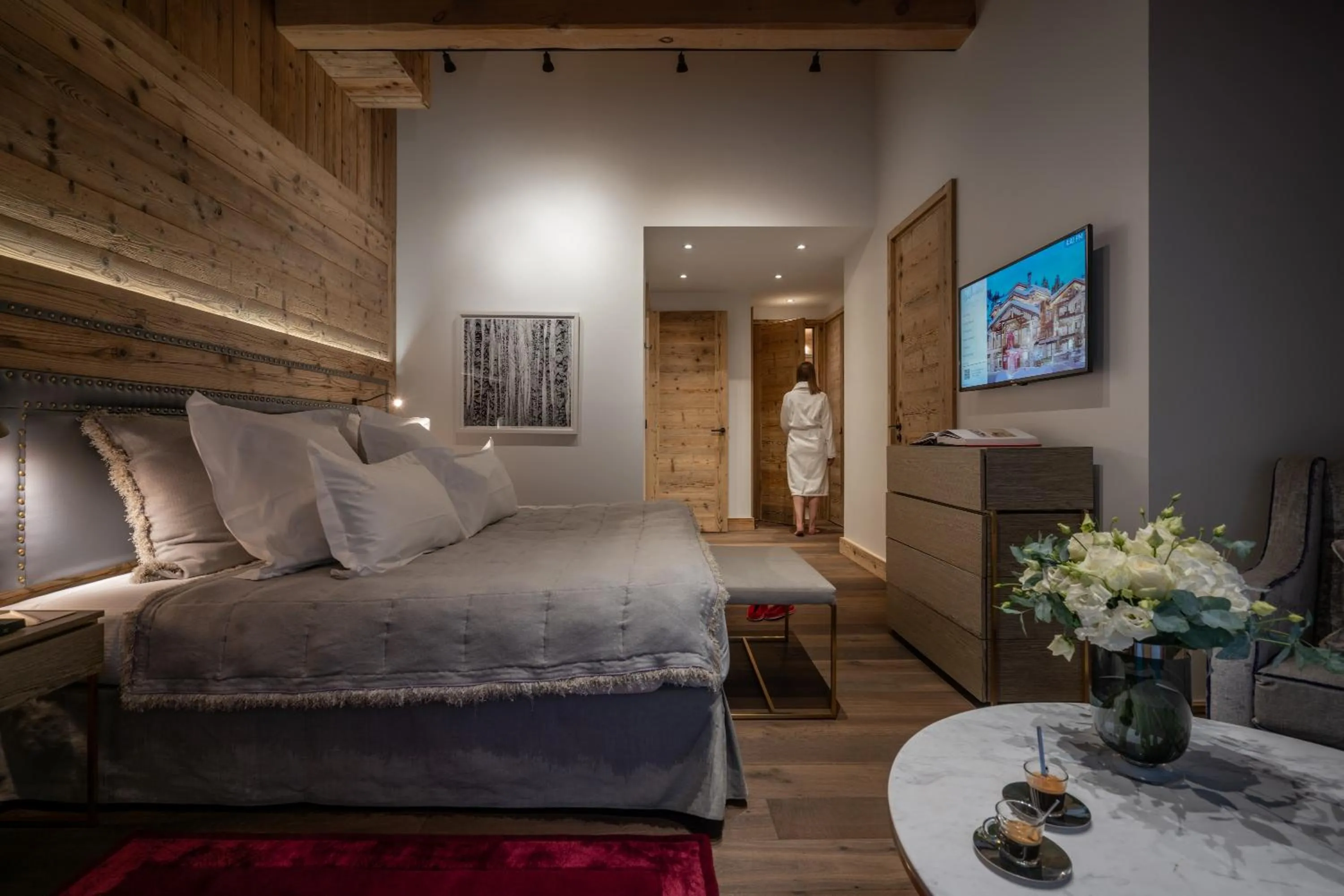 Bedroom, Bed in Hôtel La Sivolière