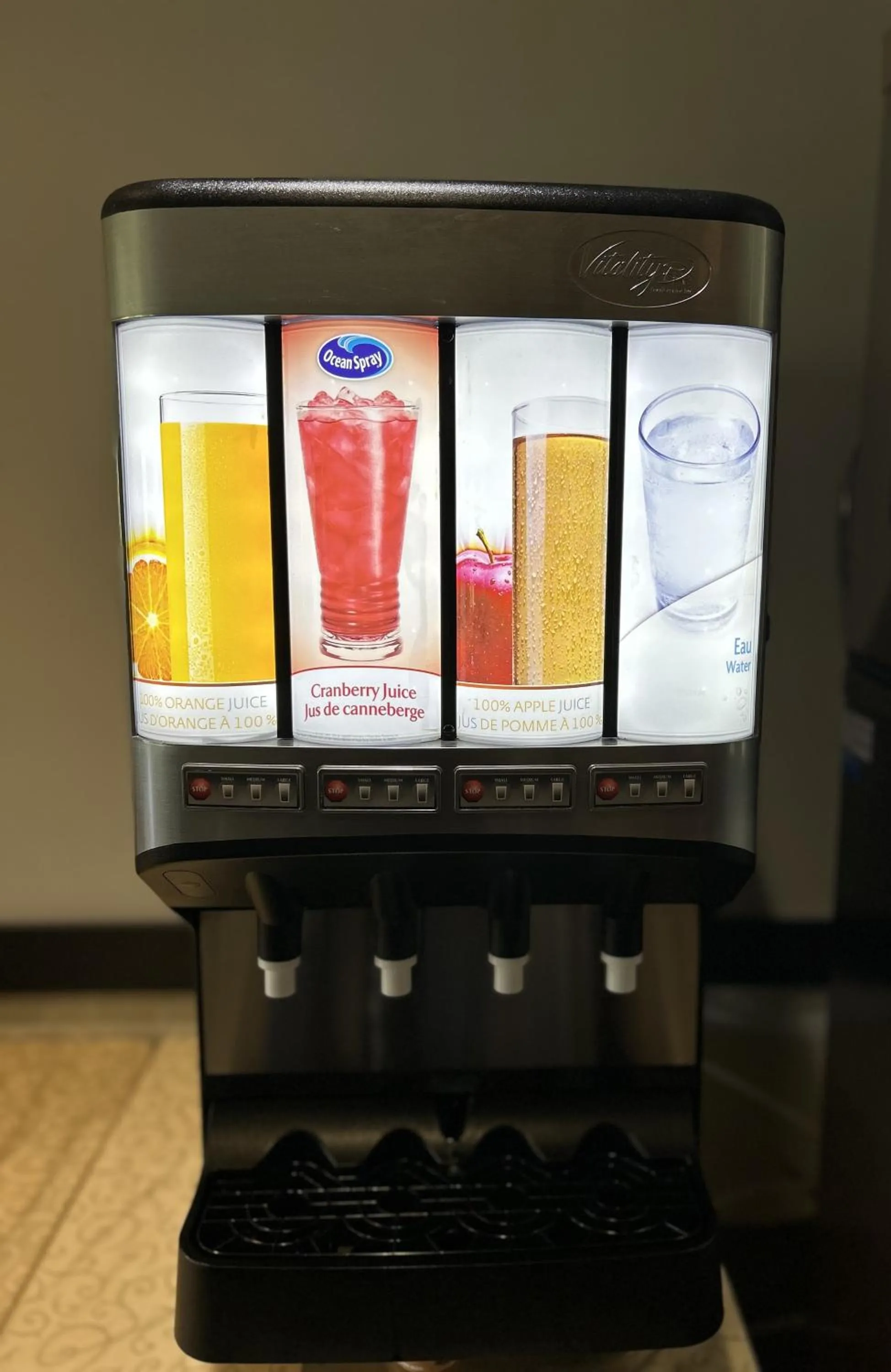 Buffet breakfast in Midland Inn & Suites