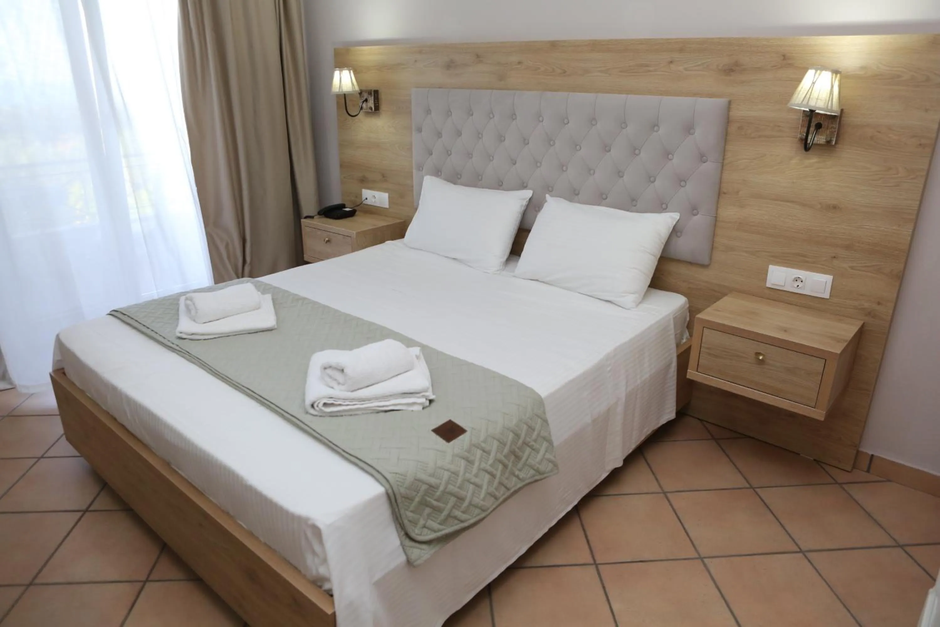 Bed in Caretta - Caretta Hotel