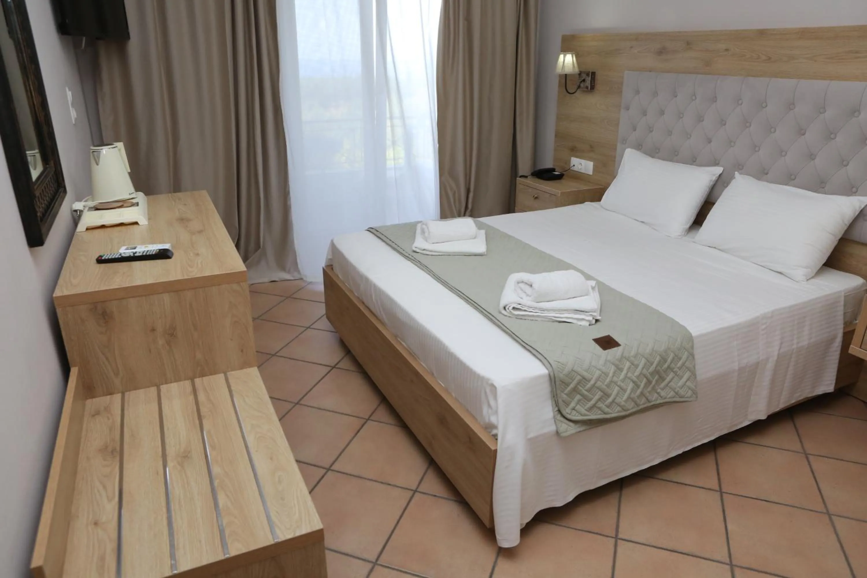 Bed in Caretta - Caretta Hotel