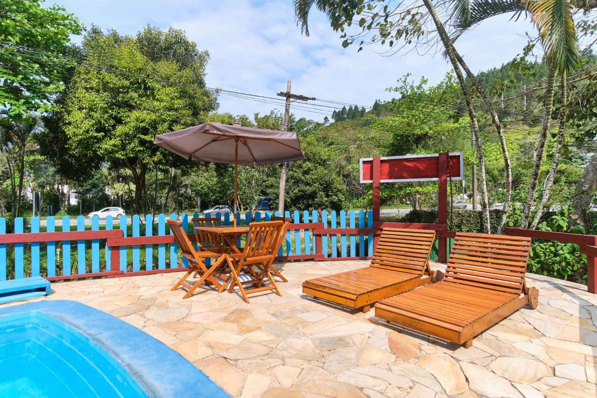 Swimming pool in Pousada Villa Piemonte